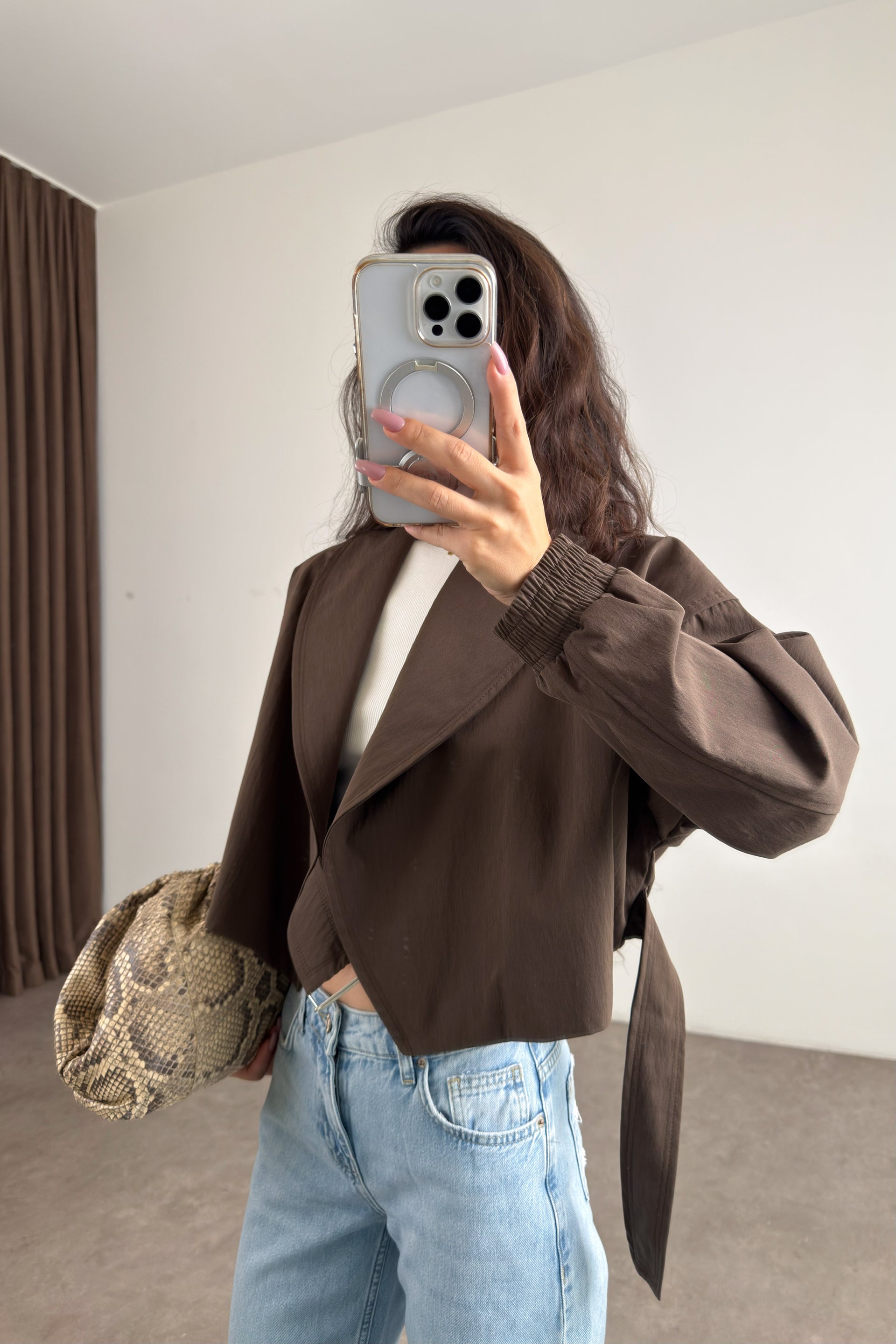 Kruvaze Kesim Şal Yaka Kemerli Walnut Bomber Trençkot
