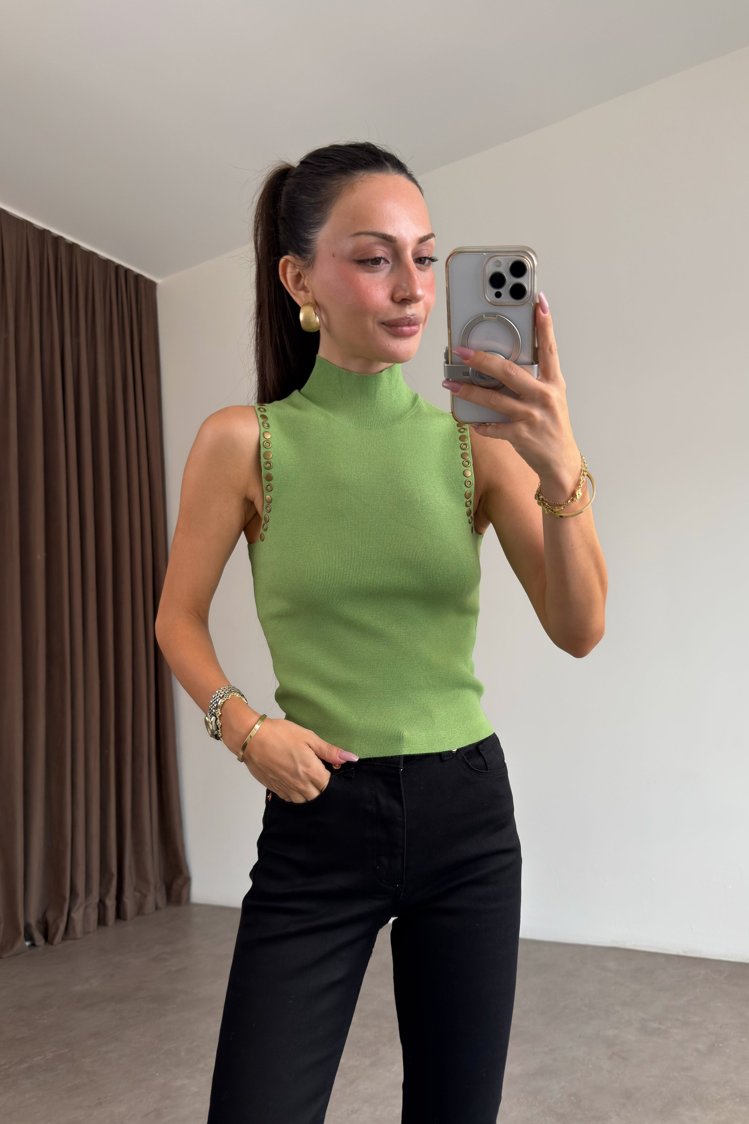 Modal Dokulu Örme Yeşil Zımbalı Dik Yaka Body