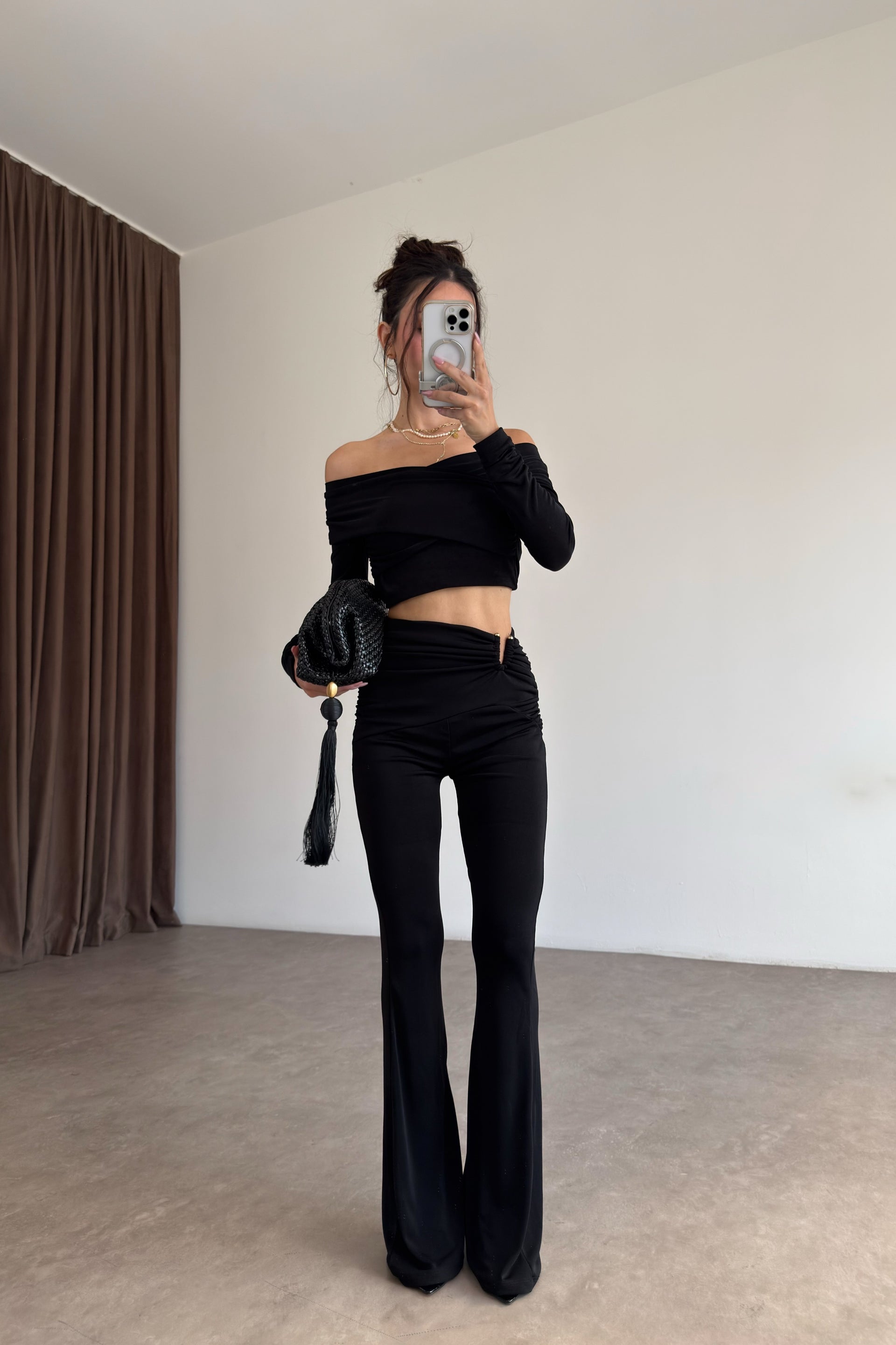 Aksesuarlı Siyah Flare Buzzy Pantolon