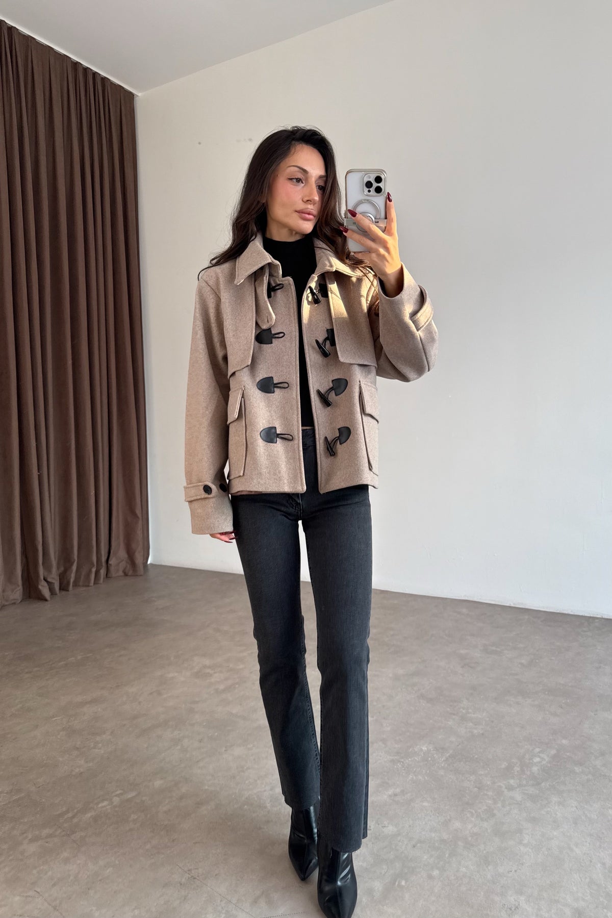 Duffle Kaşe Kısa Bej Kaban