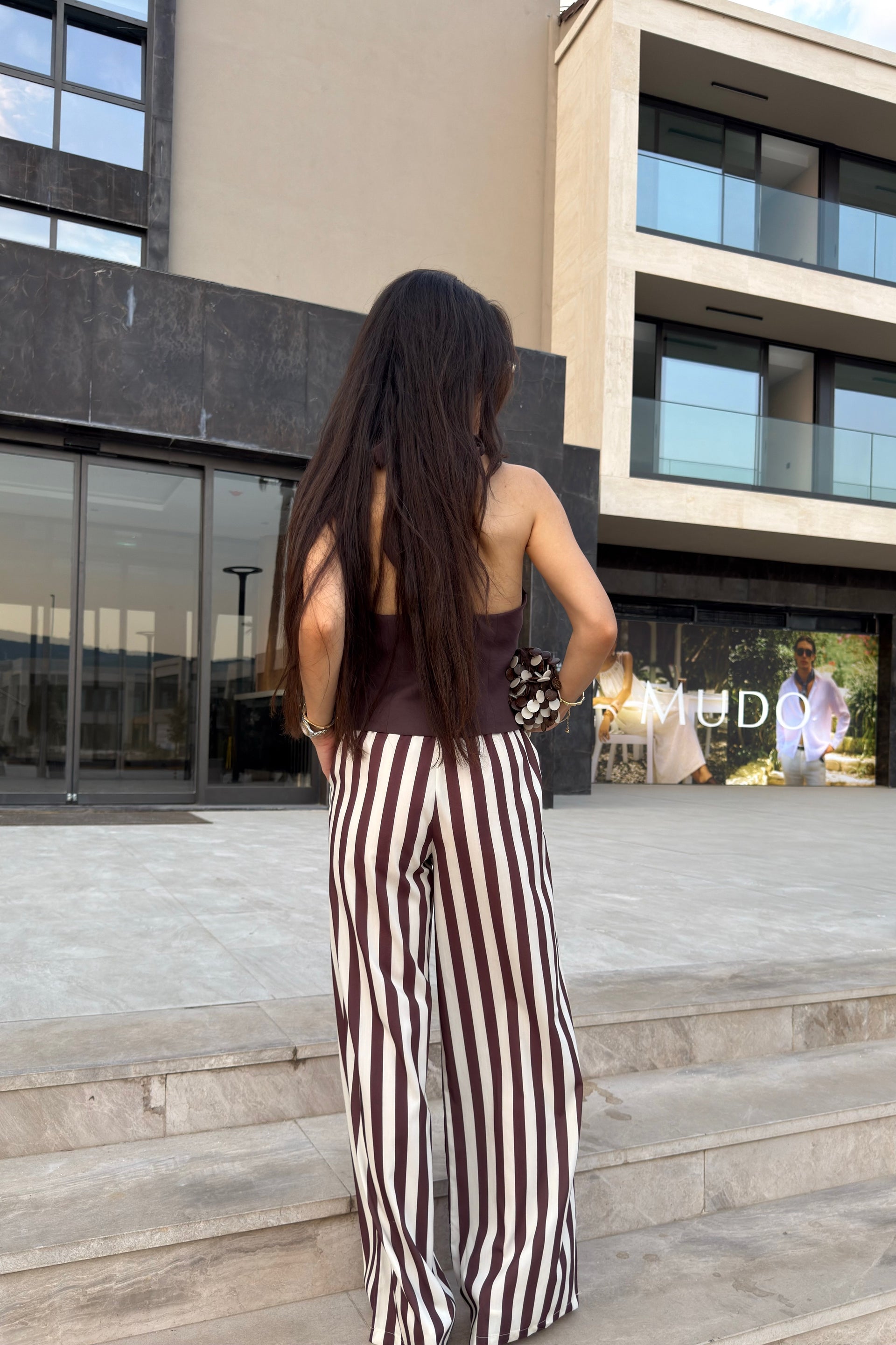 Çizgili Kahve Ekru Düz Paça Pantolon