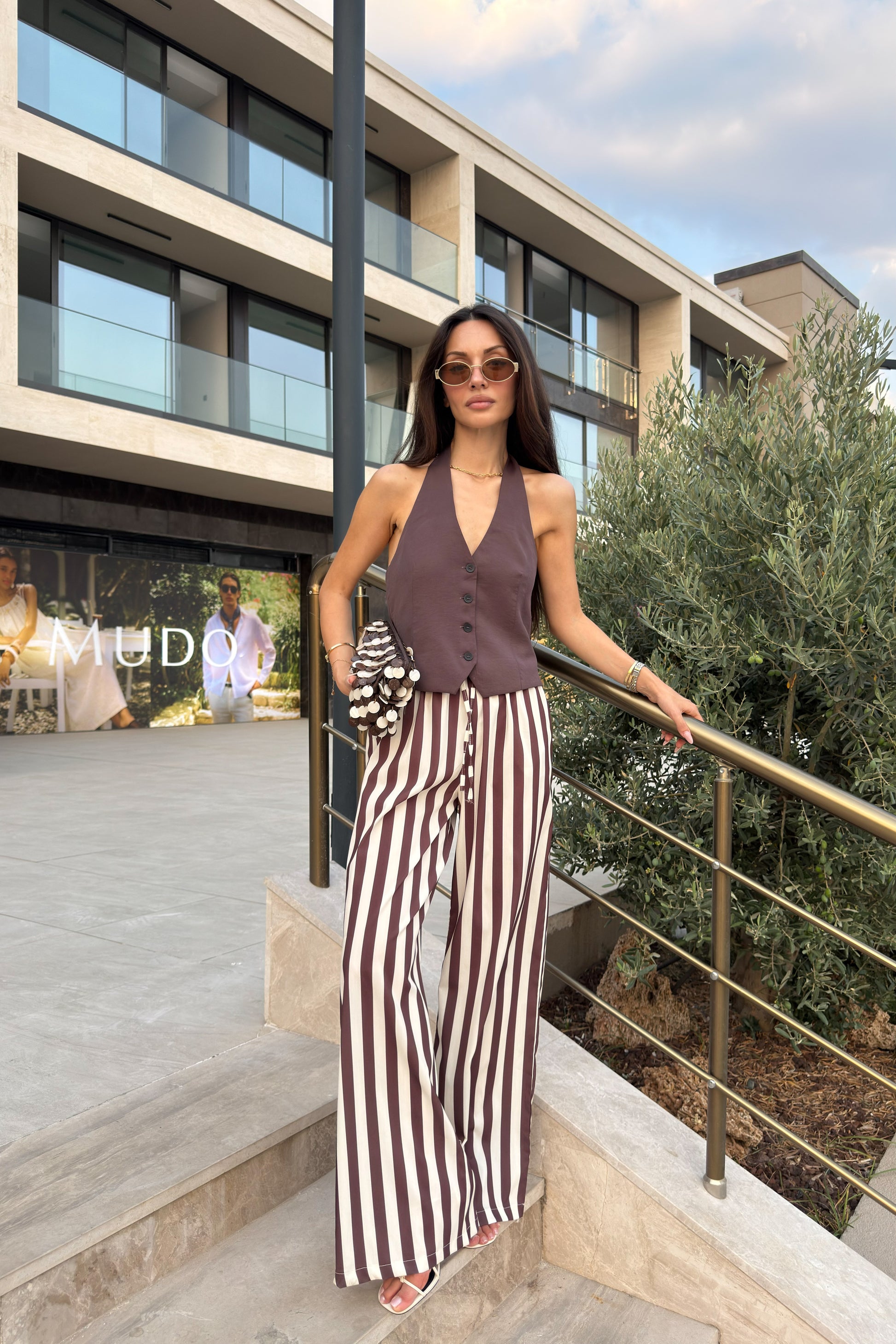 Çizgili Kahve Ekru Düz Paça Pantolon