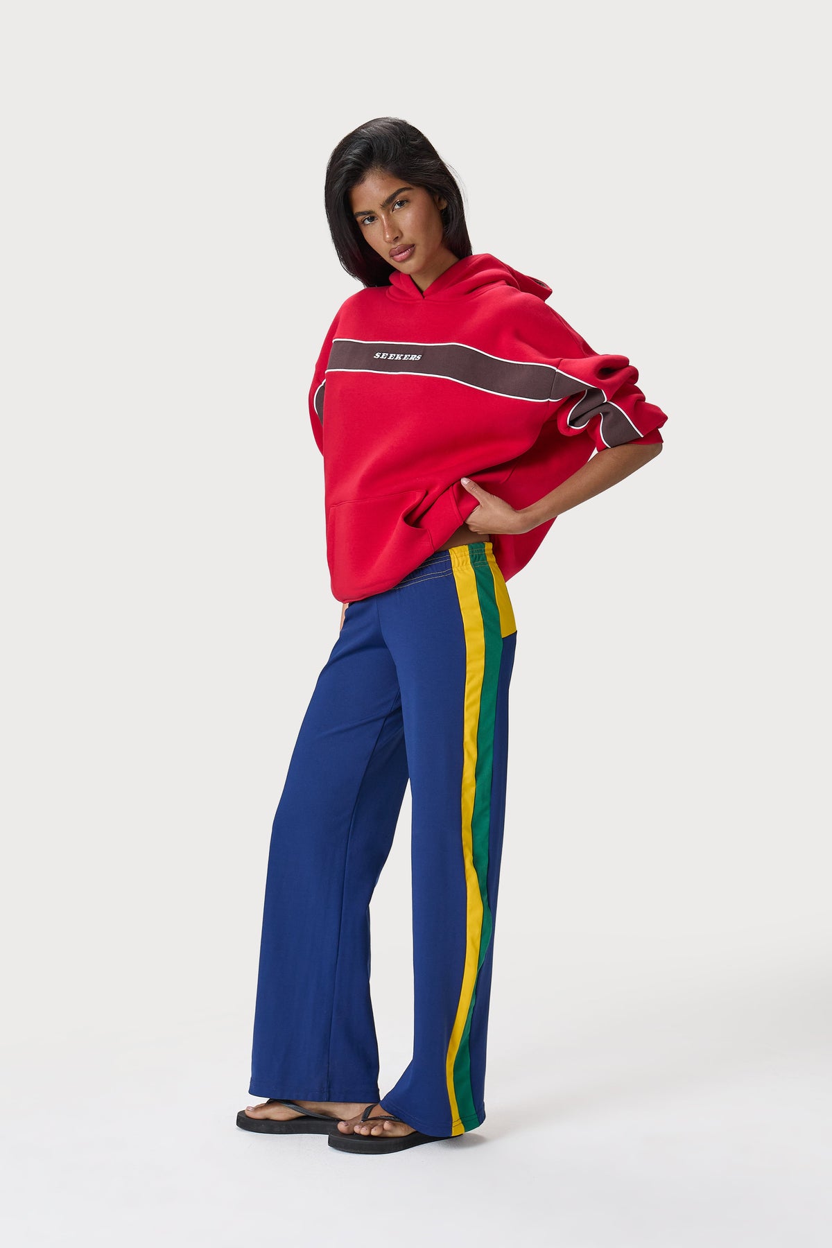 Seekers Kahve Şeritli Kırmızı Sweatshirt
