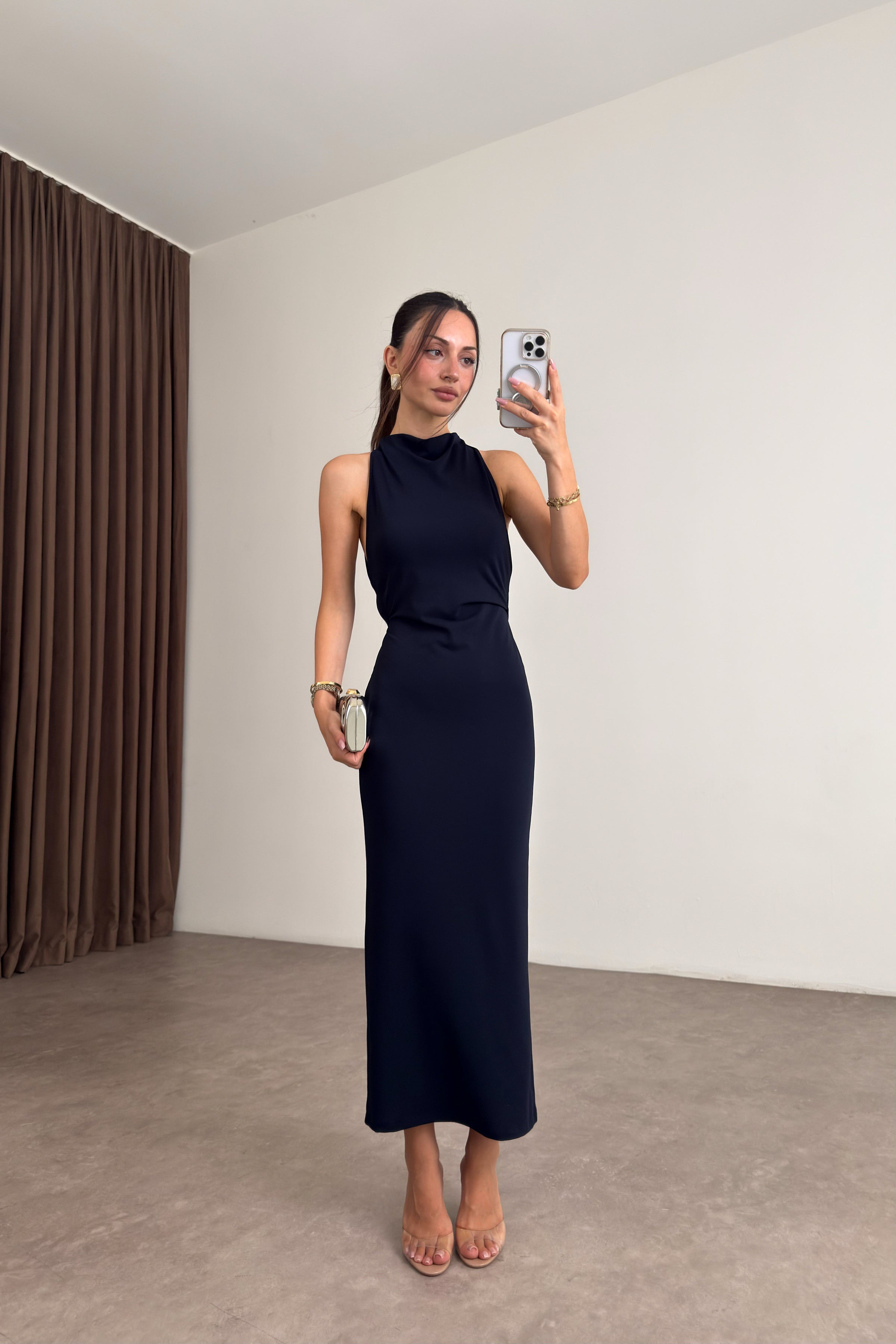 Zr Halter Yaka Sırt Dekolteli Midi Lacivert Elbise