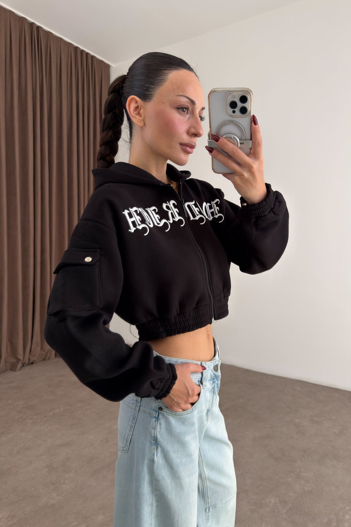 Hoodrich Şardonlu Nakış Detaylı Siyah Fermuarlı Sweatshirt