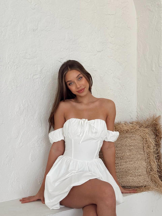 Adelina Elbise Beyaz