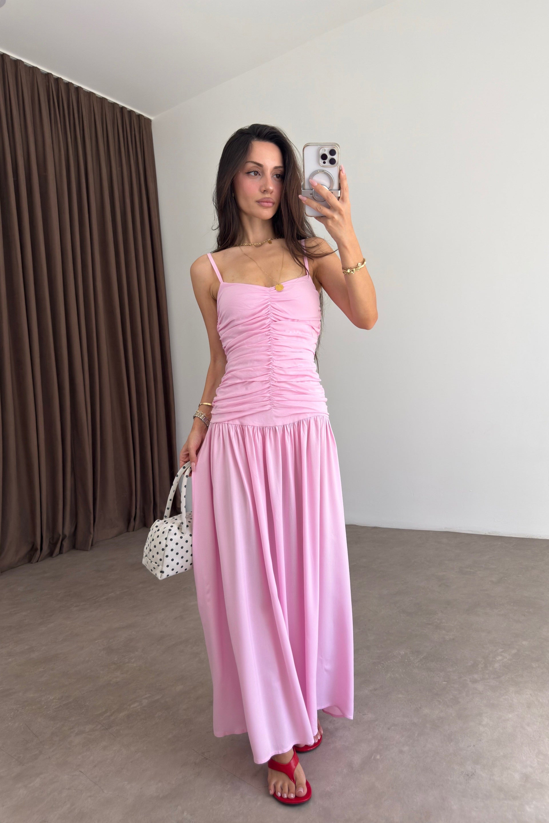 Askılı Beli Büzgülü Uzun Pembe Elbise