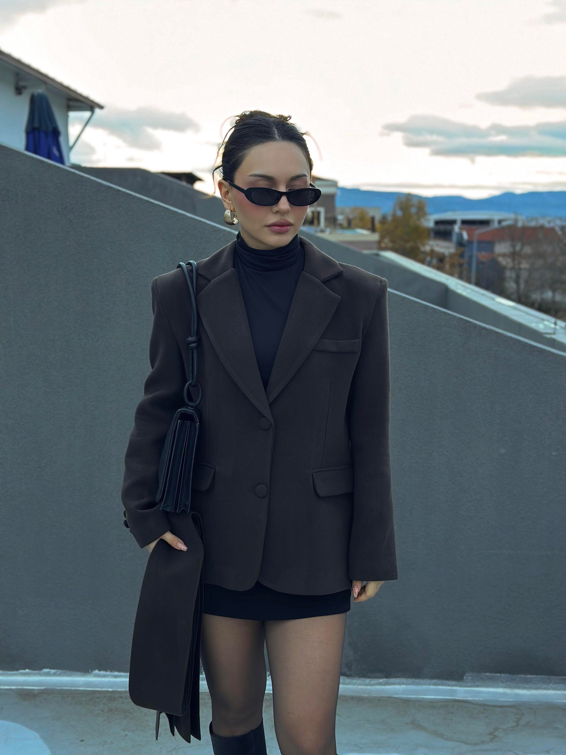 Atkı Detaylı Kalın Blazer Ceket