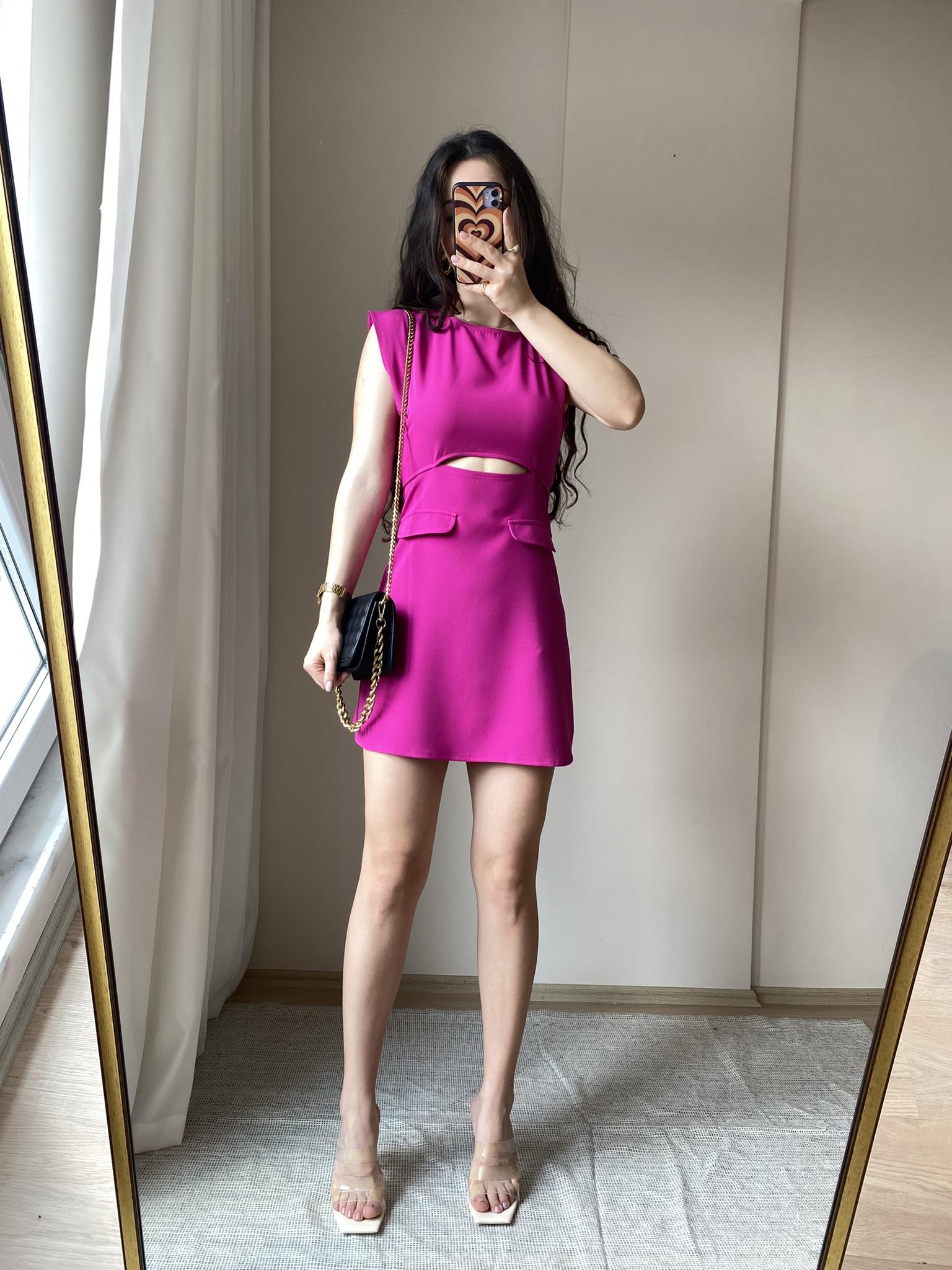 Audrey Pembe Elbise