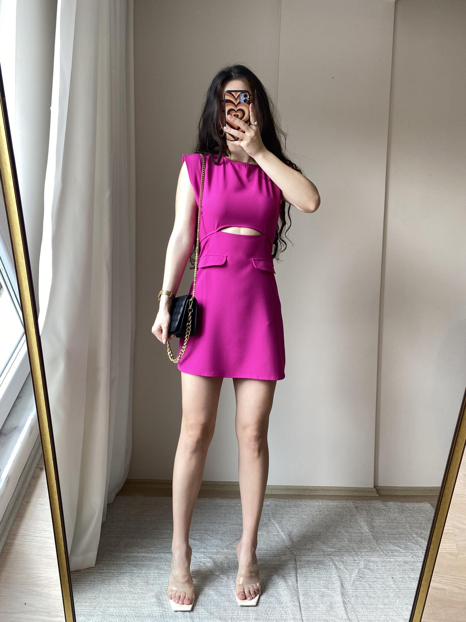 Audrey Pembe Elbise