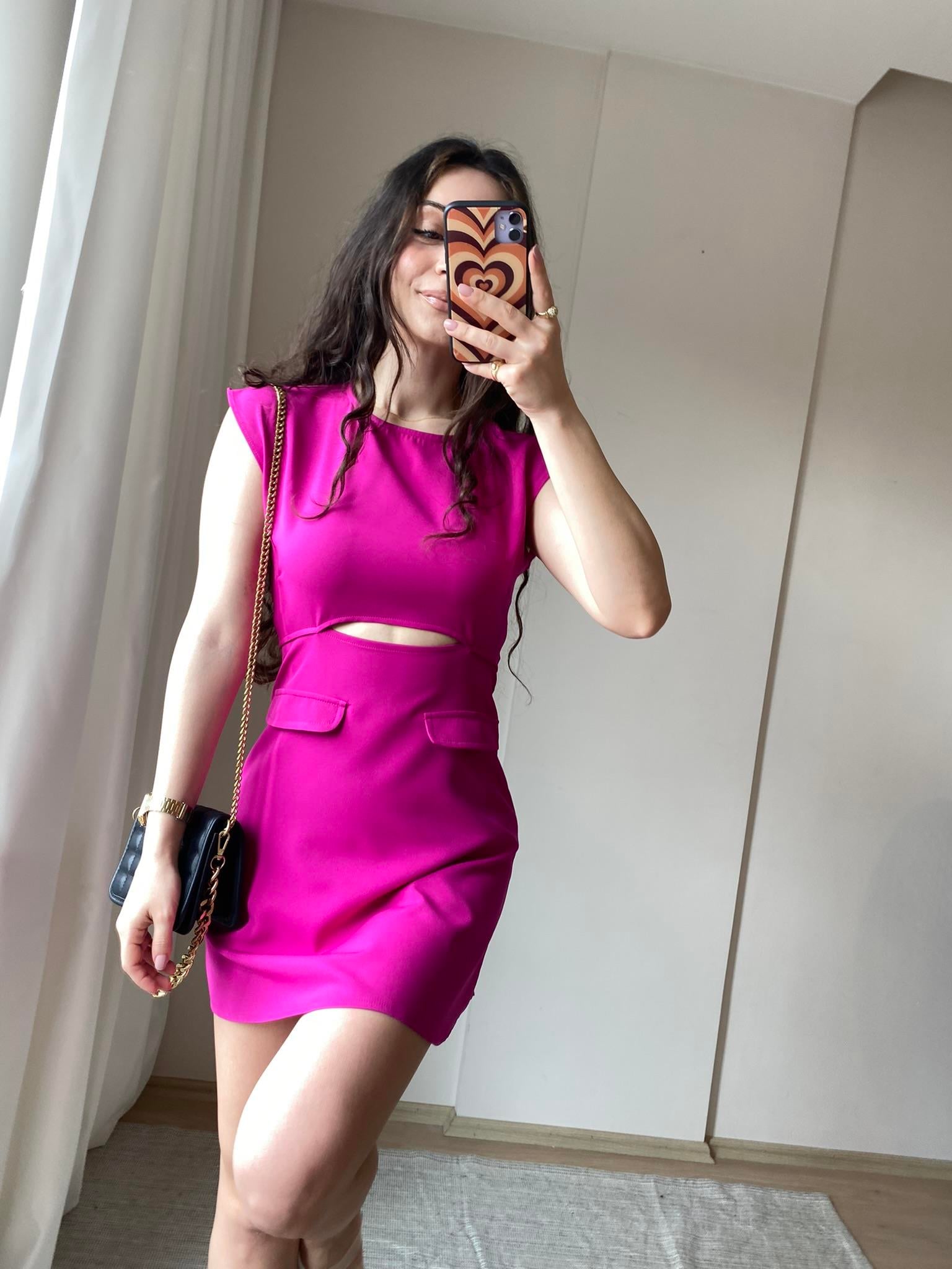 Audrey Pembe Elbise