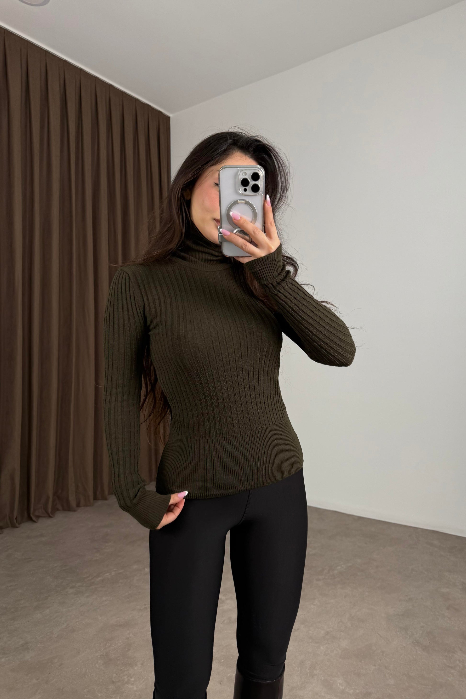 Balıkçı Yaka Poliamid Basic Haki Body