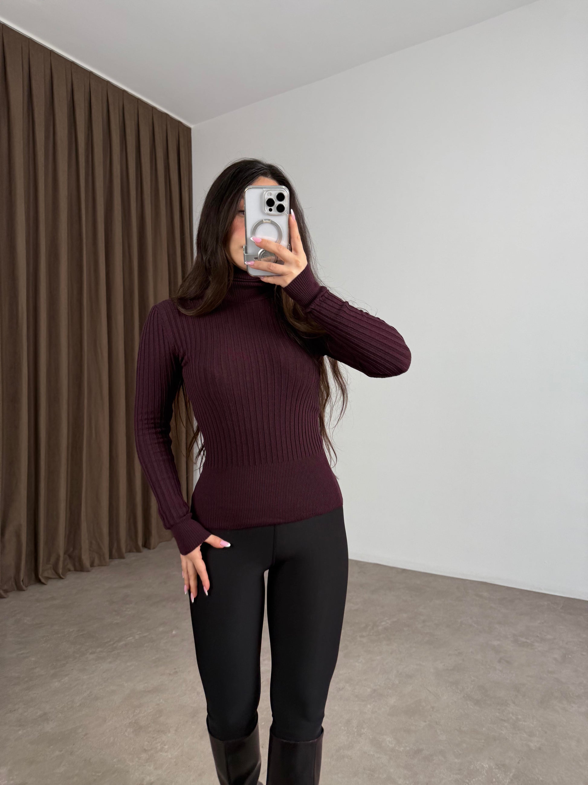 Balıkçı Yaka Poliamid Basic Mürdüm Body