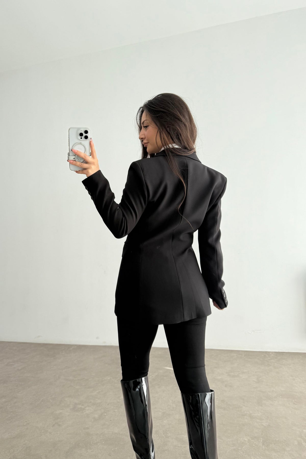 Belden Oturtmalı Vatkalı Klasik Blazer Ceket