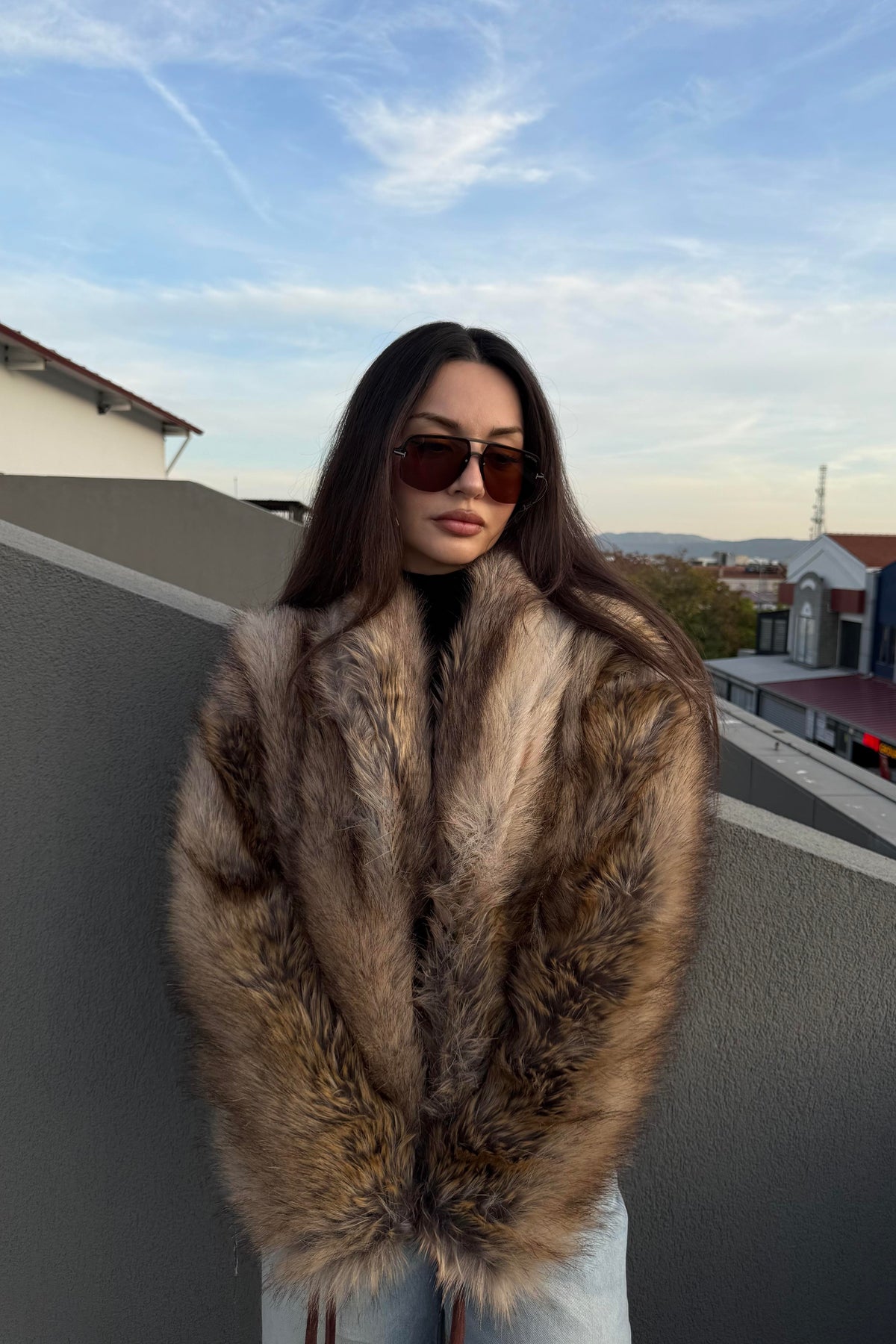Brown Bear Dik Yakalı Premium Kürk