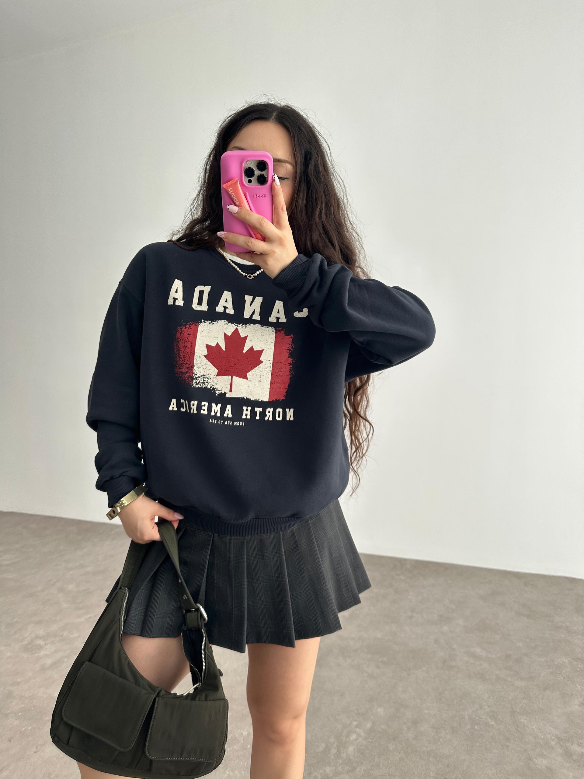 Brshka Orj. Canada Sweatshirt