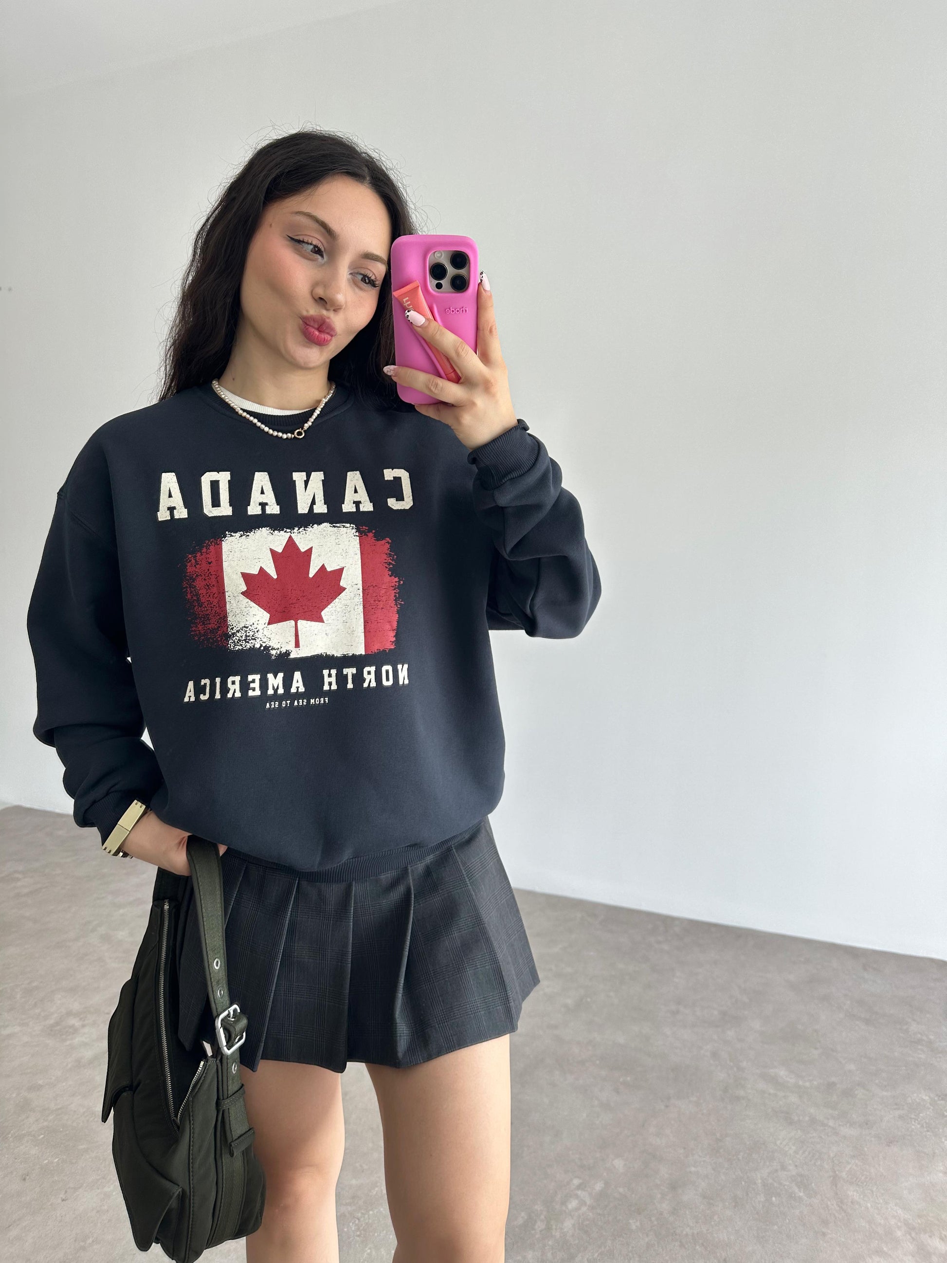 Brshka Orj. Canada Sweatshirt
