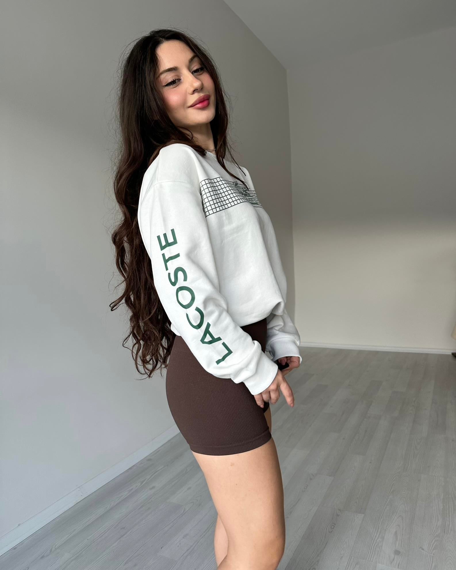 Büzgülü Beyaz Sweatshirt