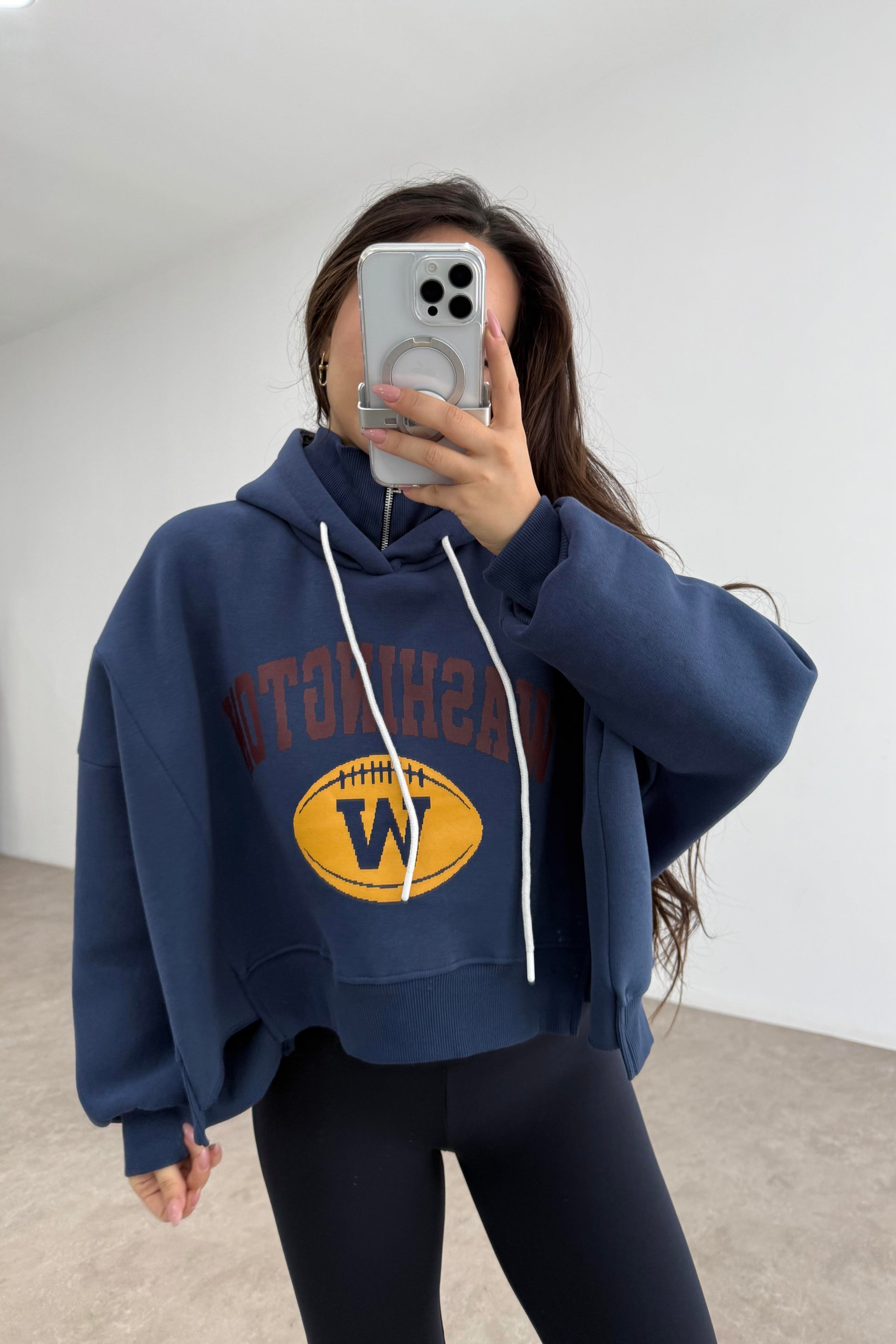 Dik Yakalı Kapüşonlu Kalın Şardonlu Lacivet Sweatshirt