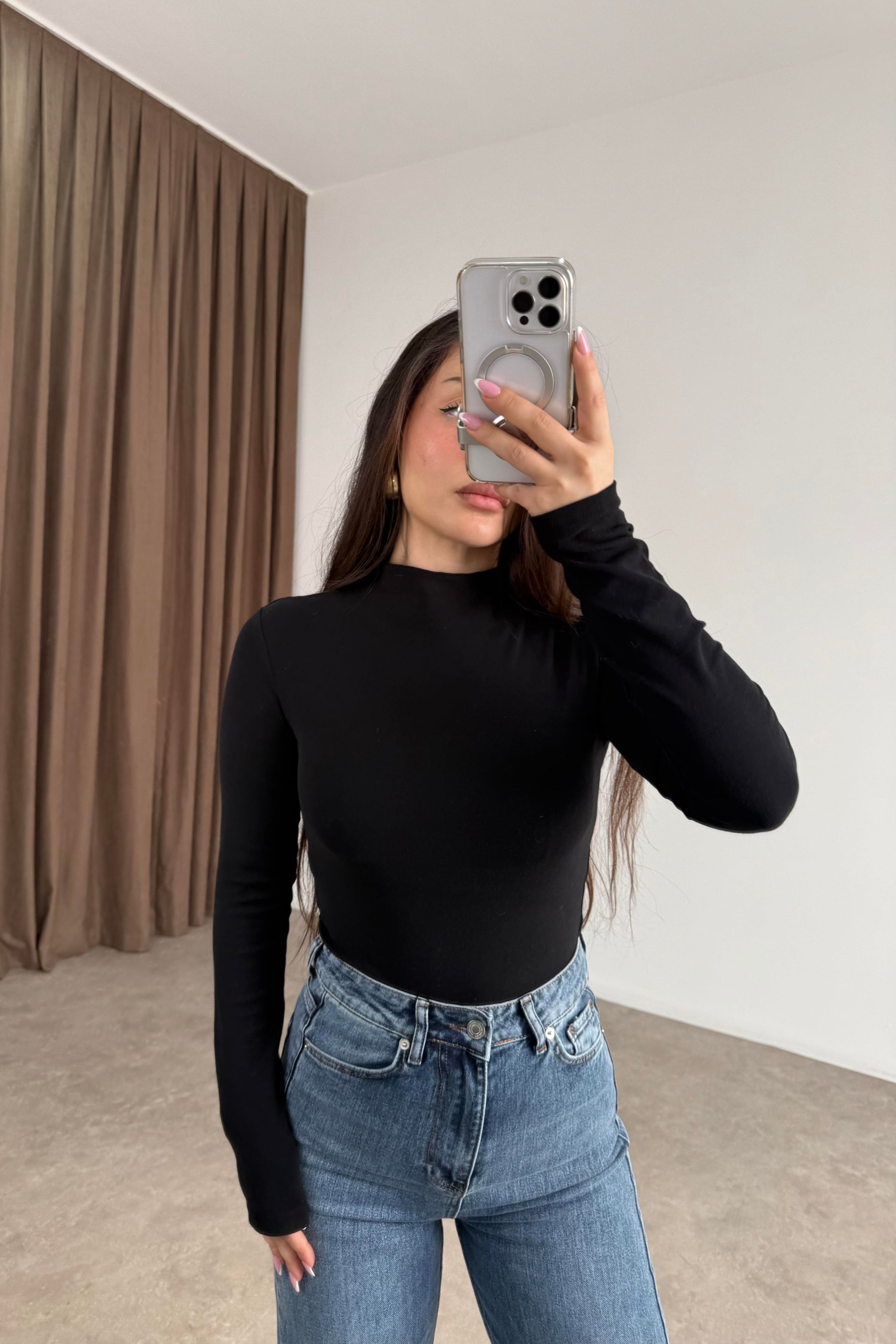 Dilvin Yarım Balıkçı Yaka Siyah Body