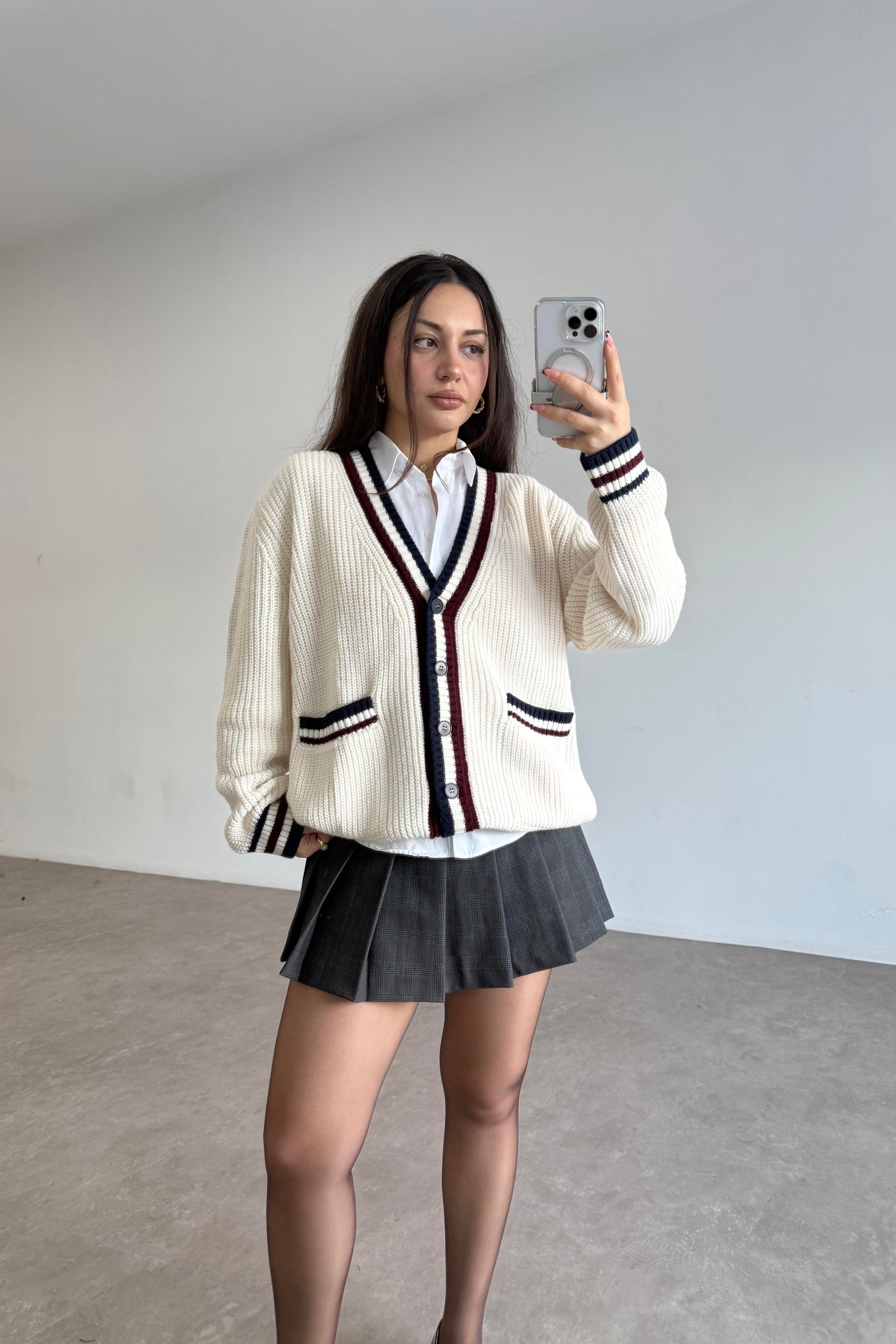 Ekru Bordo Çizgili Cep Detaylı Hırka
