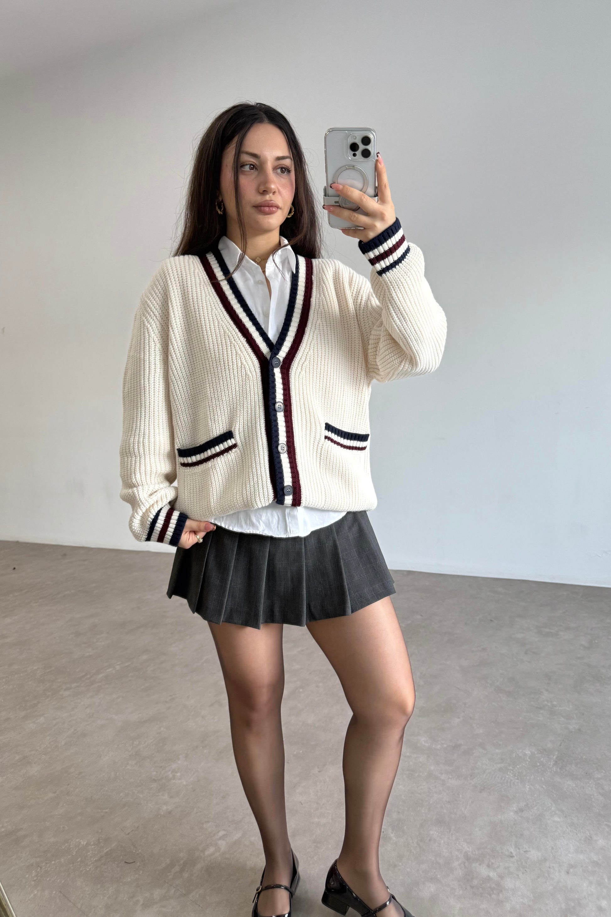 Ekru Bordo Çizgili Cep Detaylı Hırka