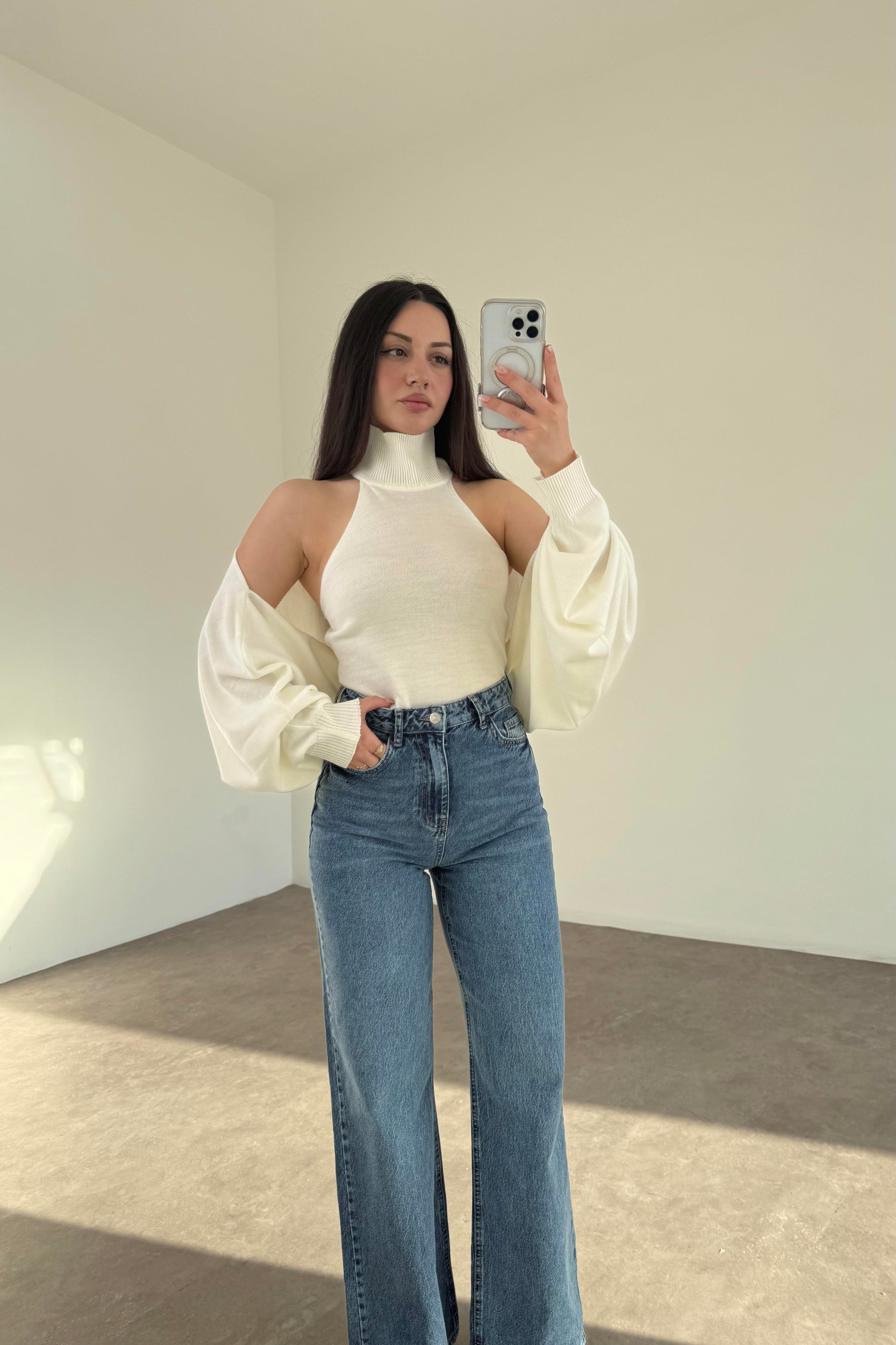 Ekru Halter Kesim Bluzlu Bolerolu Takım Üst