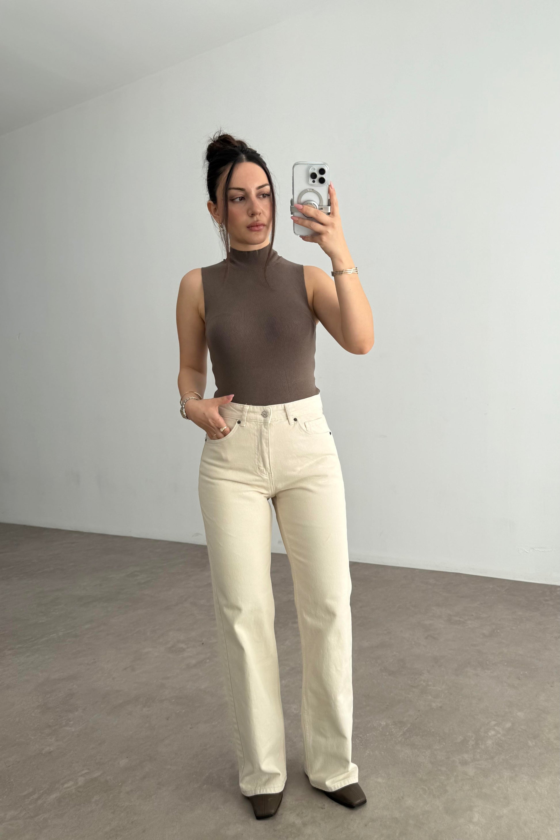 ZRA Dikişli Paça Straightleg Ekru Jean
