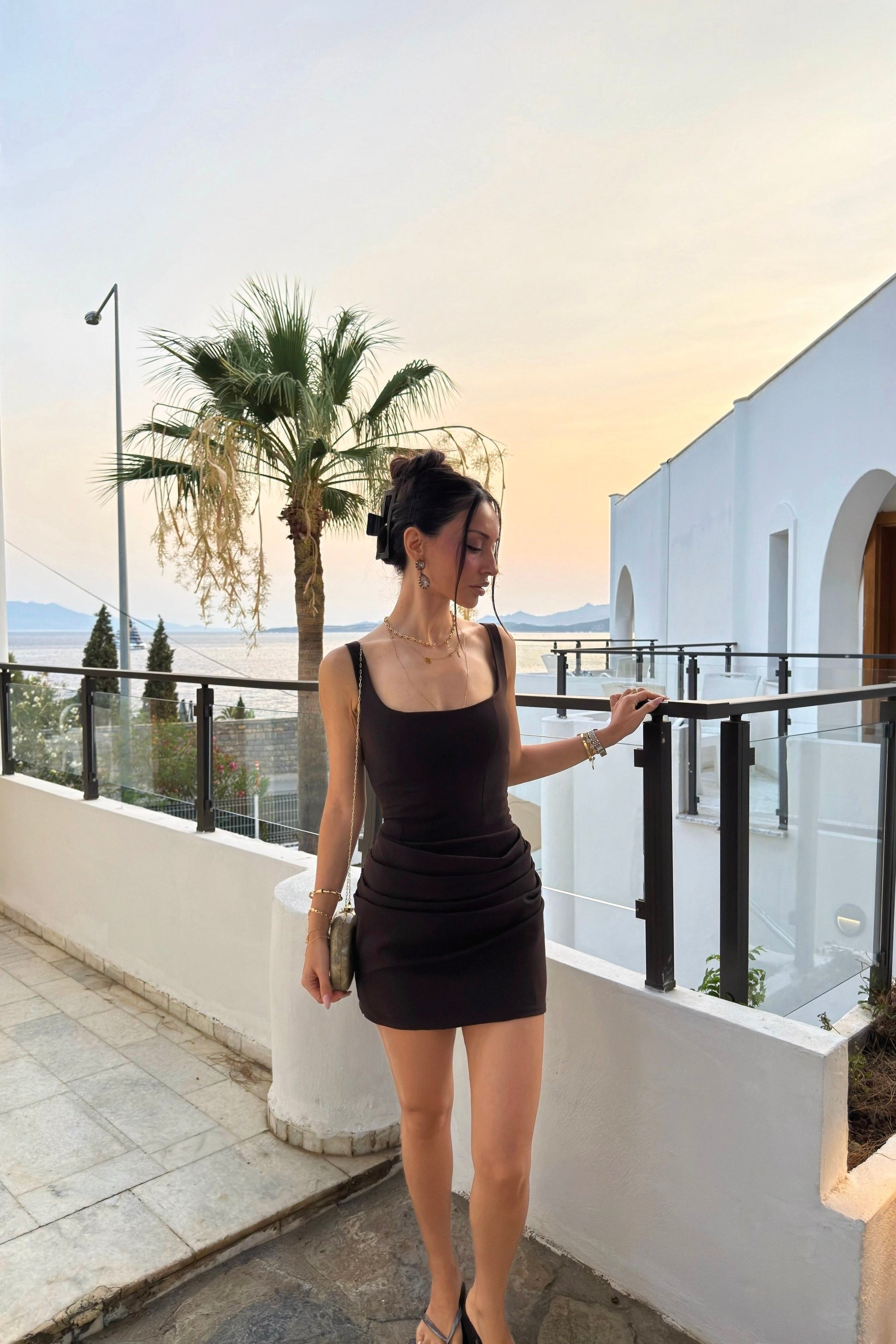 Eteği Drapeli Korseli Kahve Elbise