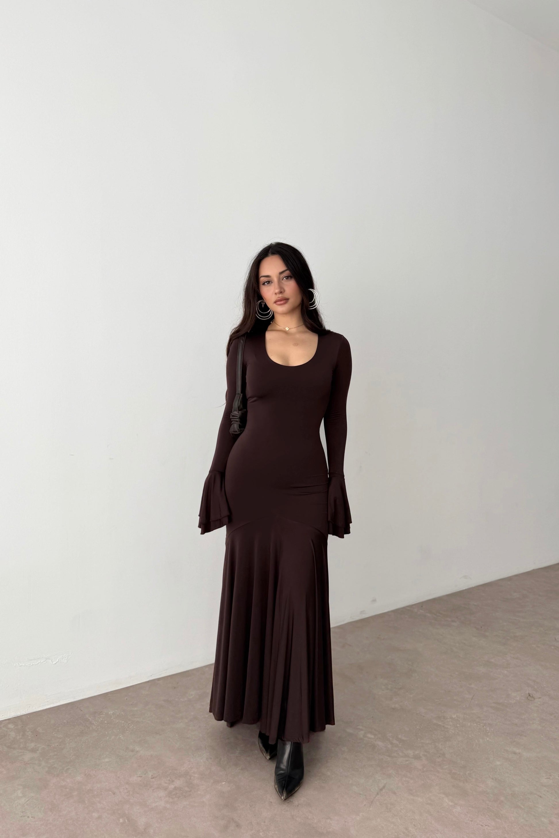 Eva Kolları Volanlı Kahve Elbise