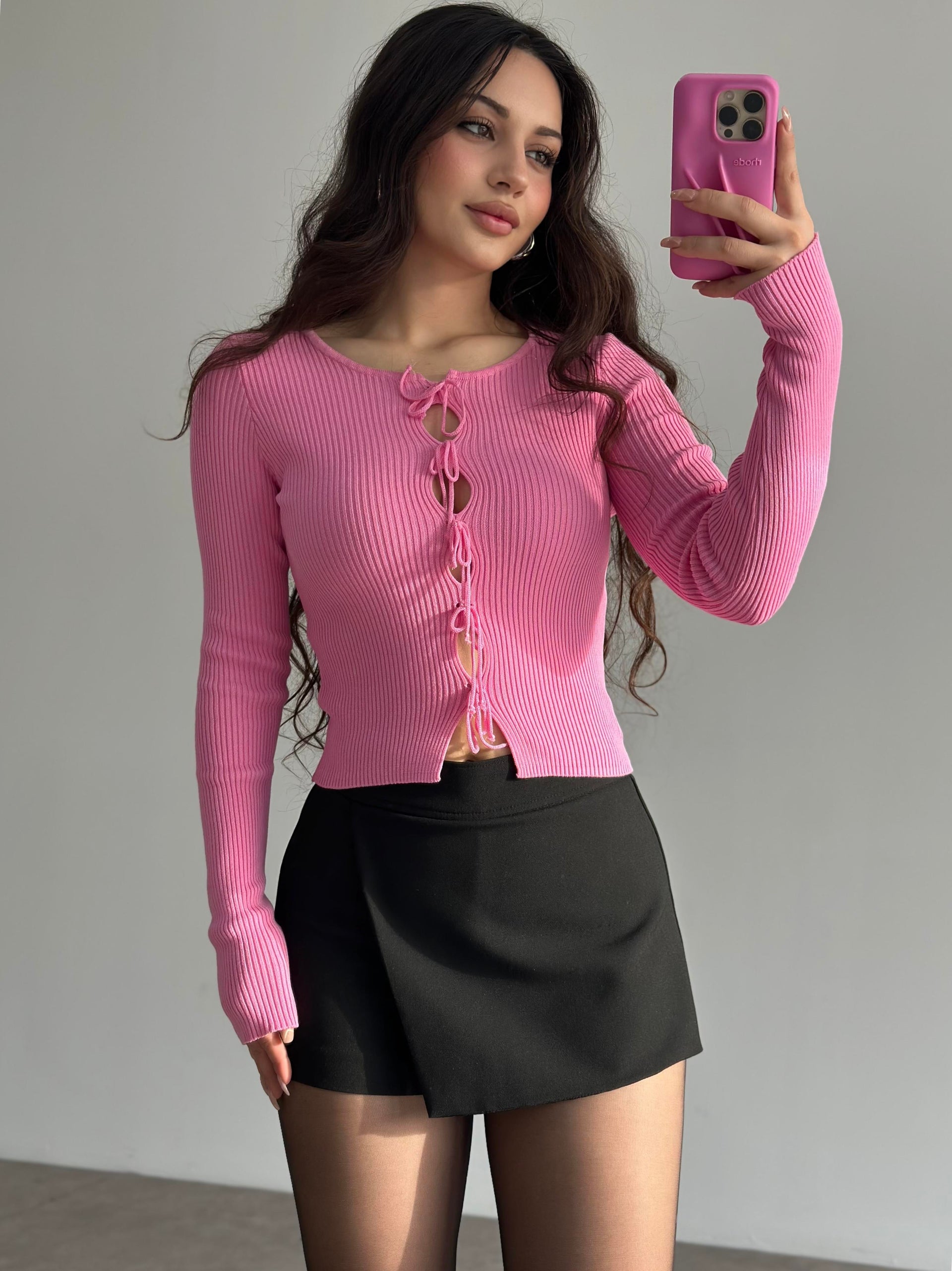 Fiyonklu Pencere Detaylı Triko Pembe Üst