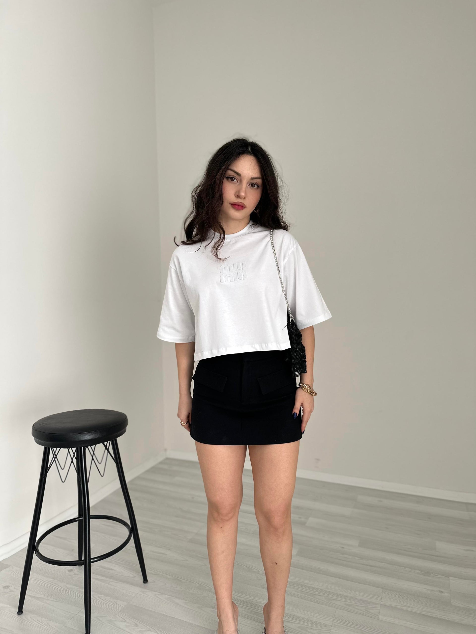 F/MM Deri Logolu Beyaz Tişört