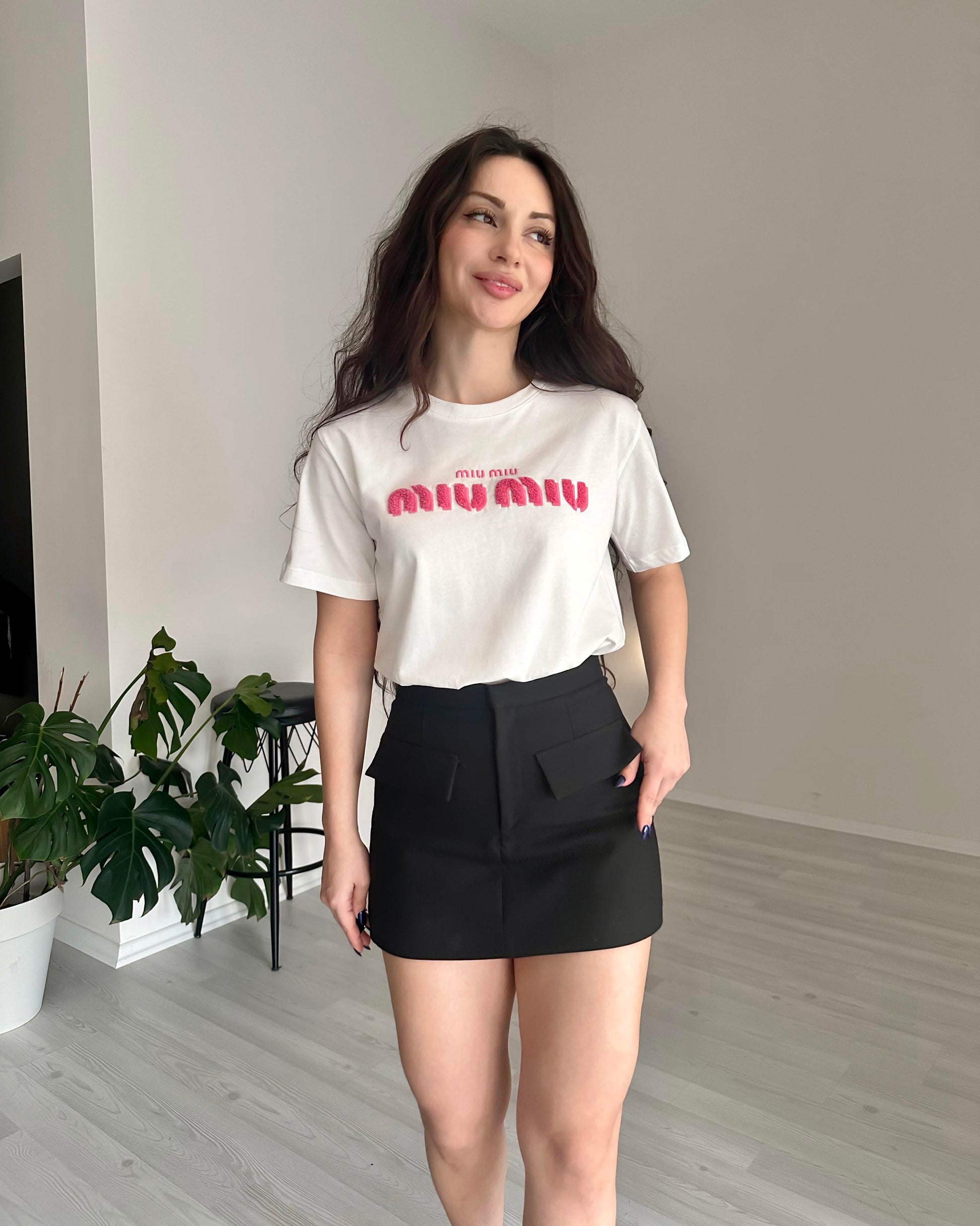 F/MM Pembe Logolu Beyaz Tişört