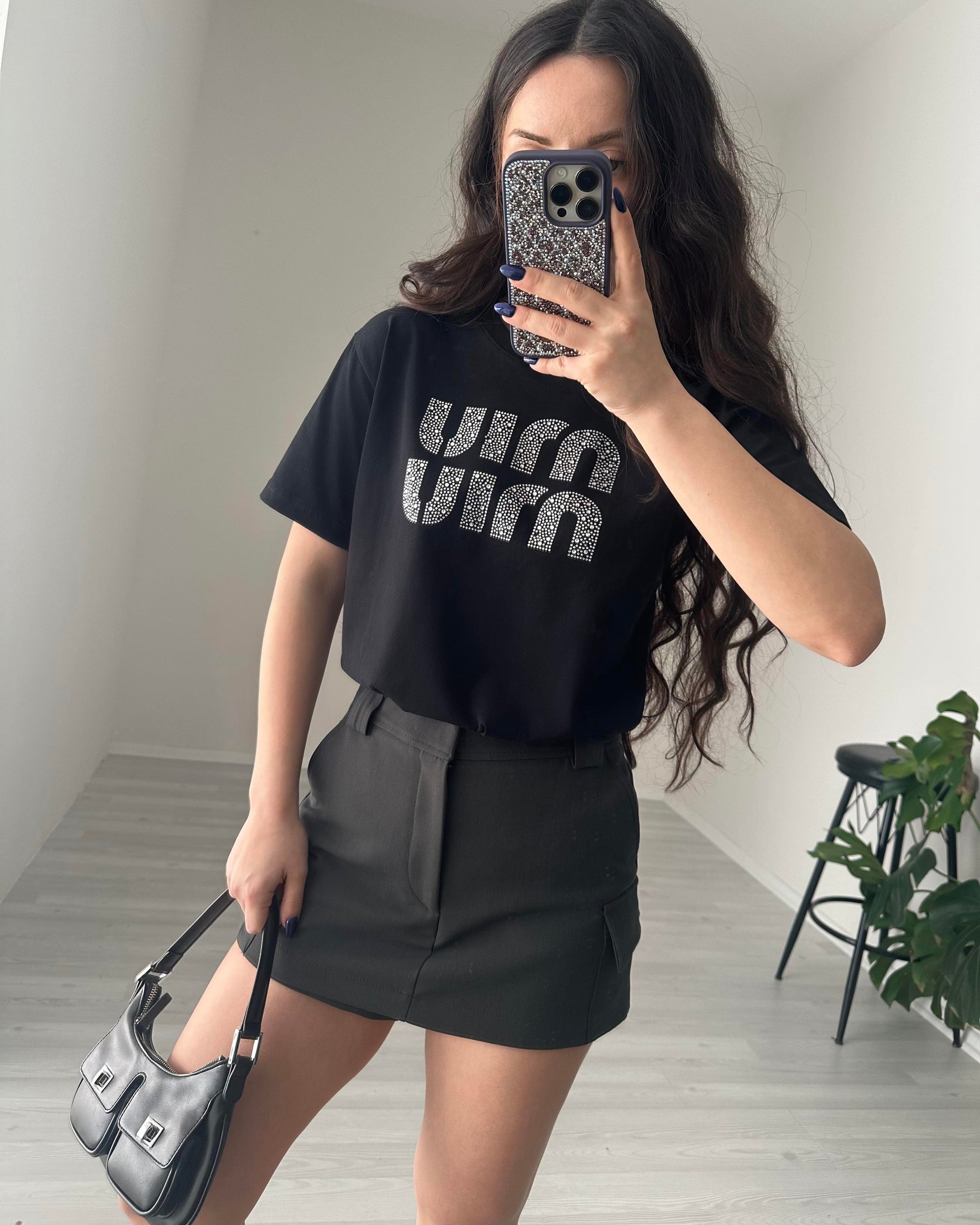 F/MM Taşlı Logolu Siyah Tişört