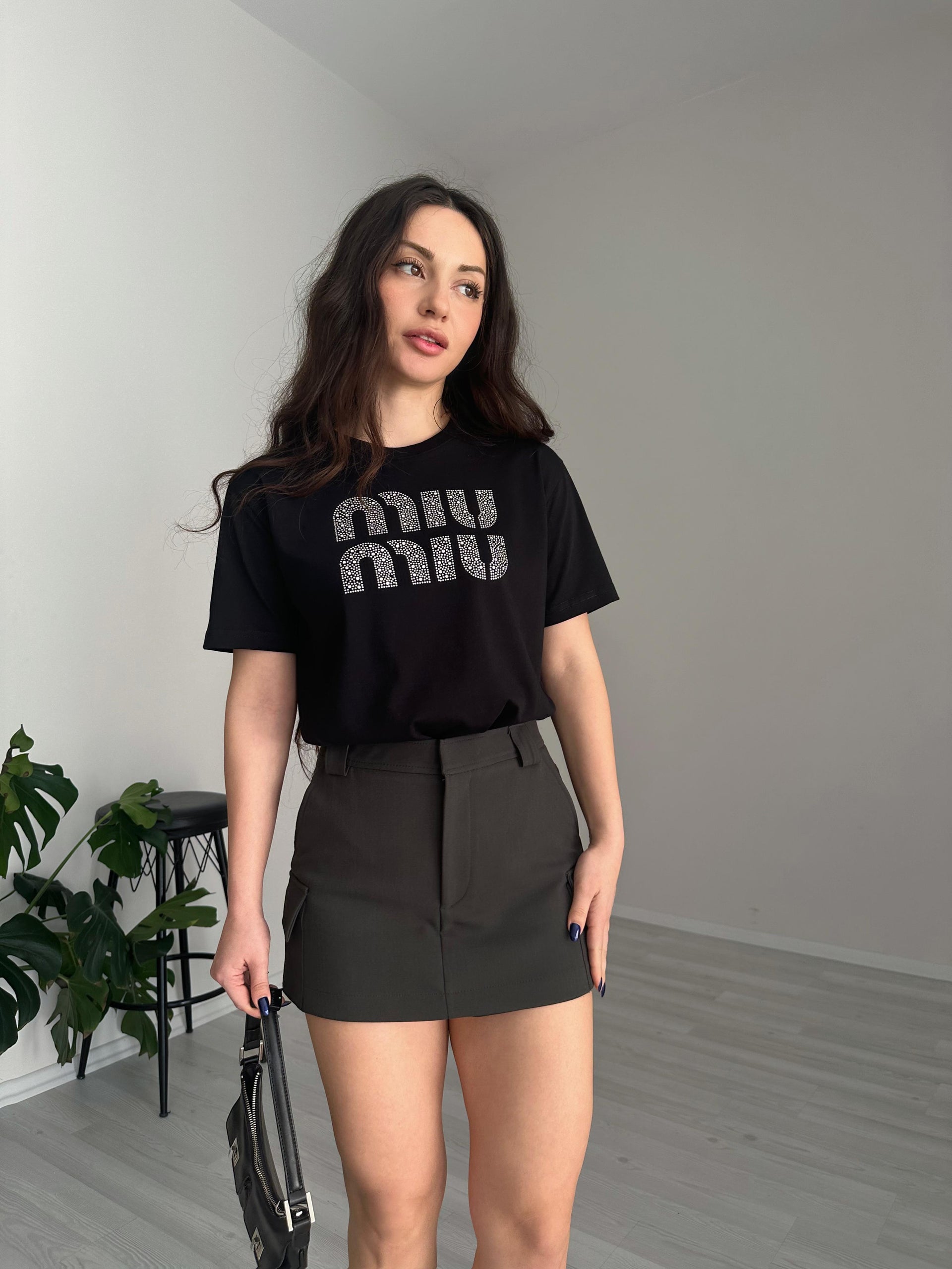 F/MM Taşlı Logolu Siyah Tişört