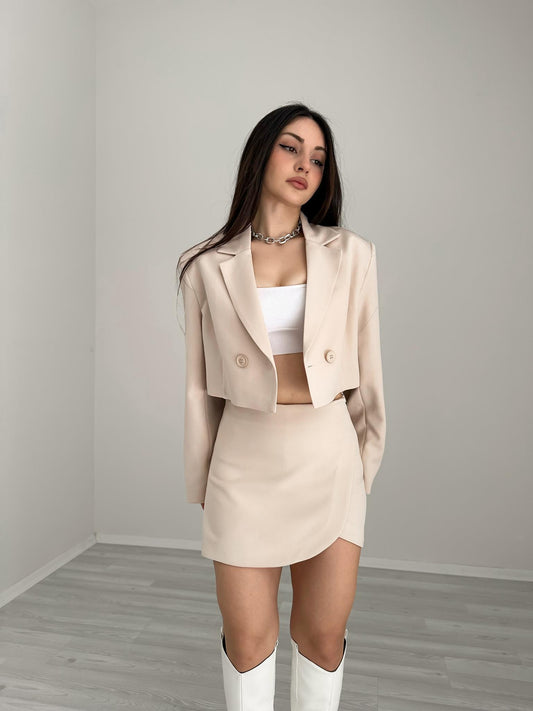 ZR Model Klasik Kesim Bej Şort Etek
