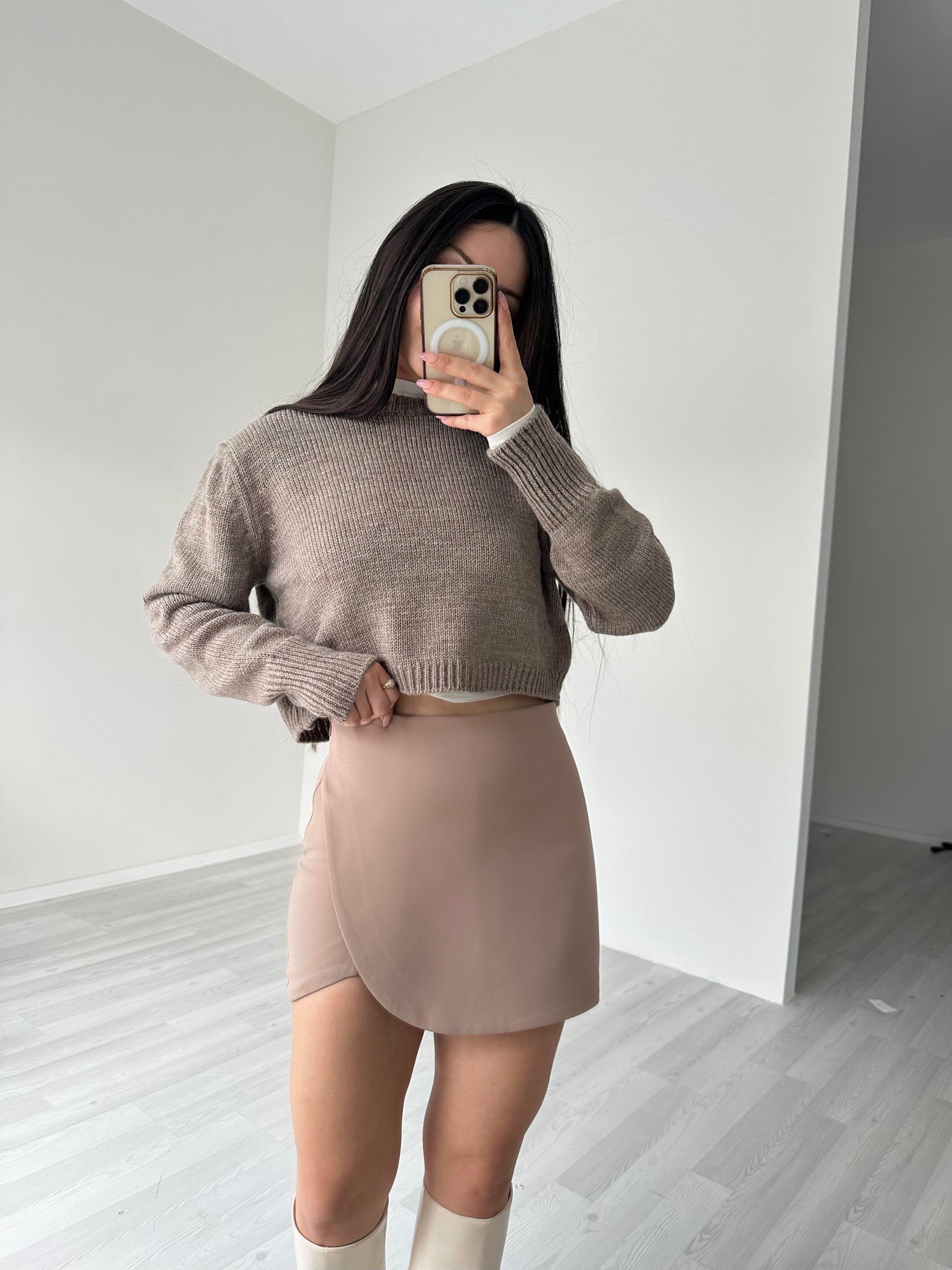 ZR Model Klasik Kesim Kahve Şort Etek