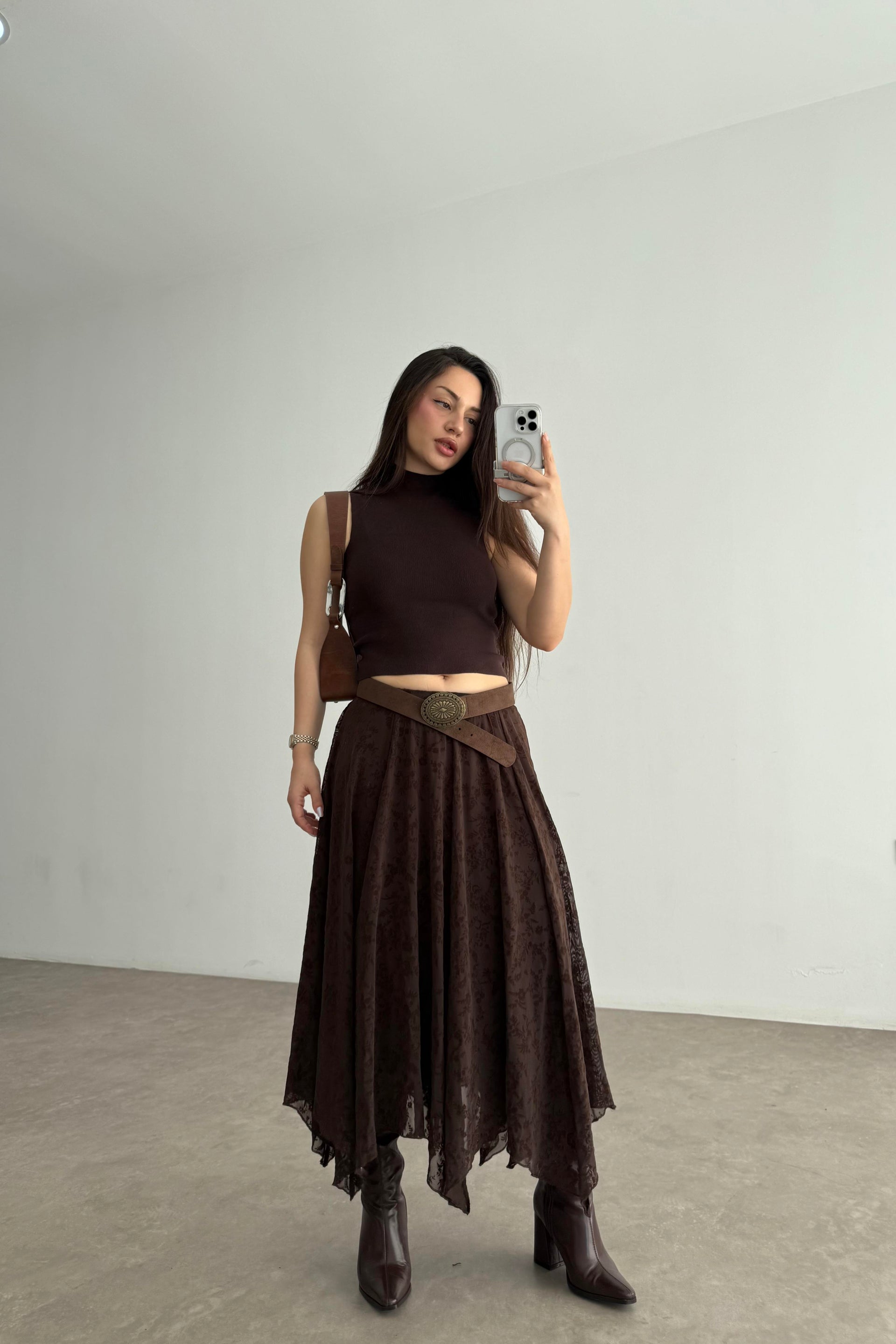 Kadife Çiçek Desenli Astarlı Şifon Kahve Etek