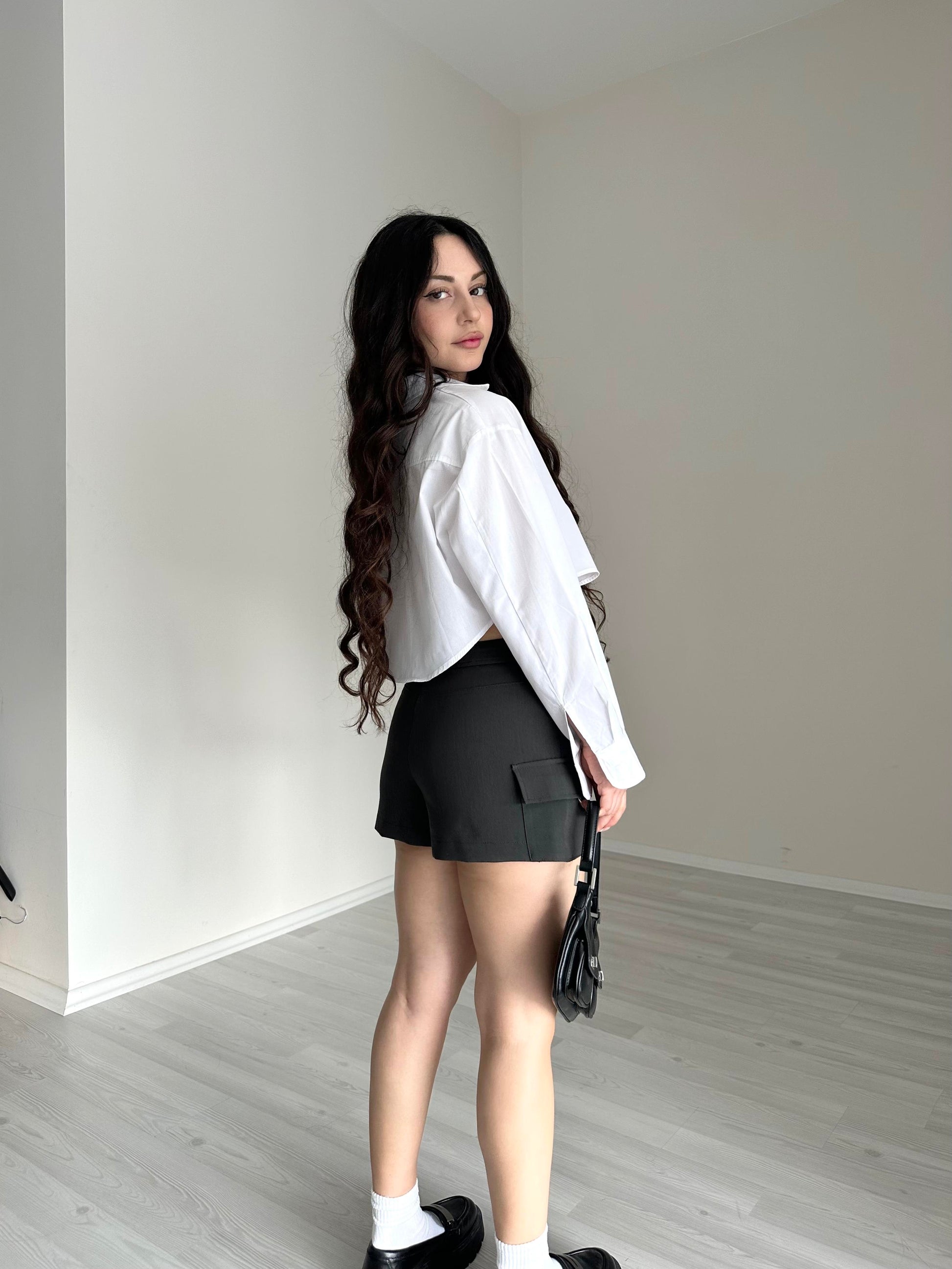 Kare Cepli Crop ck Gömlek