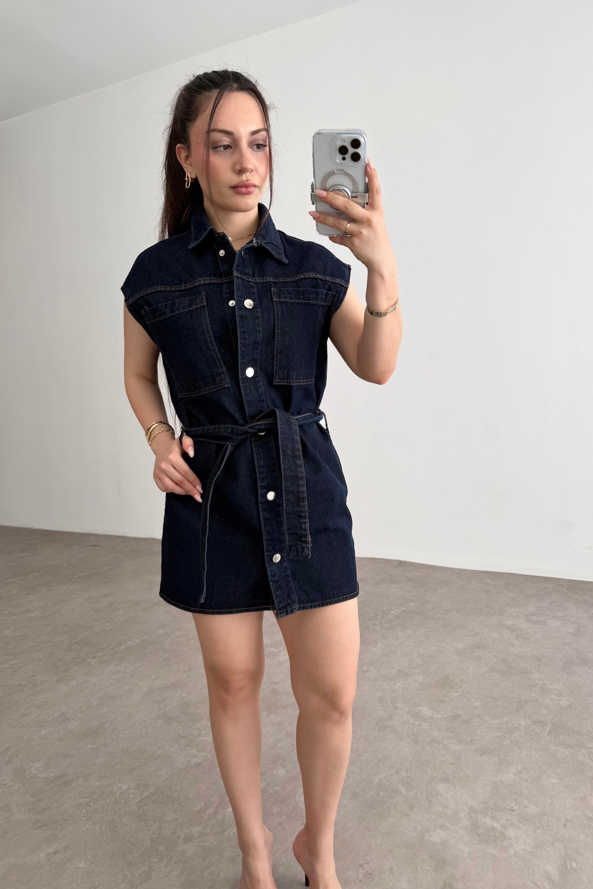 Kemer Detaylı Düğmeli Denim Elbise