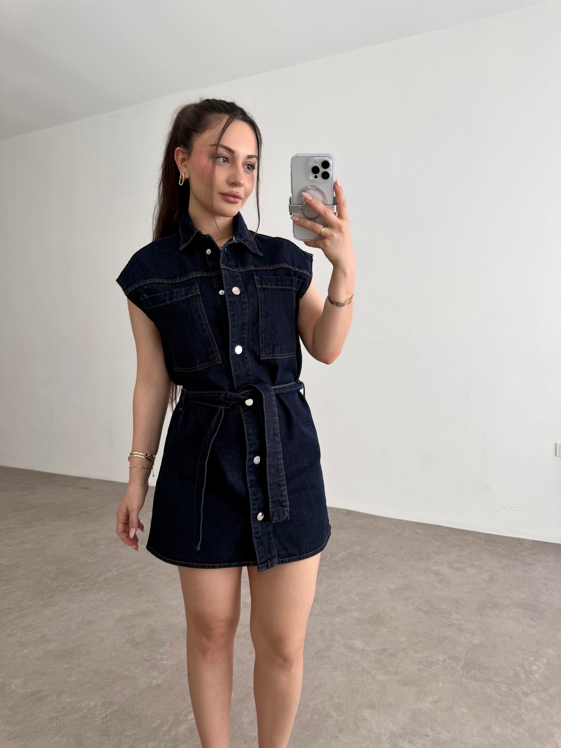 Kemer Detaylı Düğmeli Denim Elbise