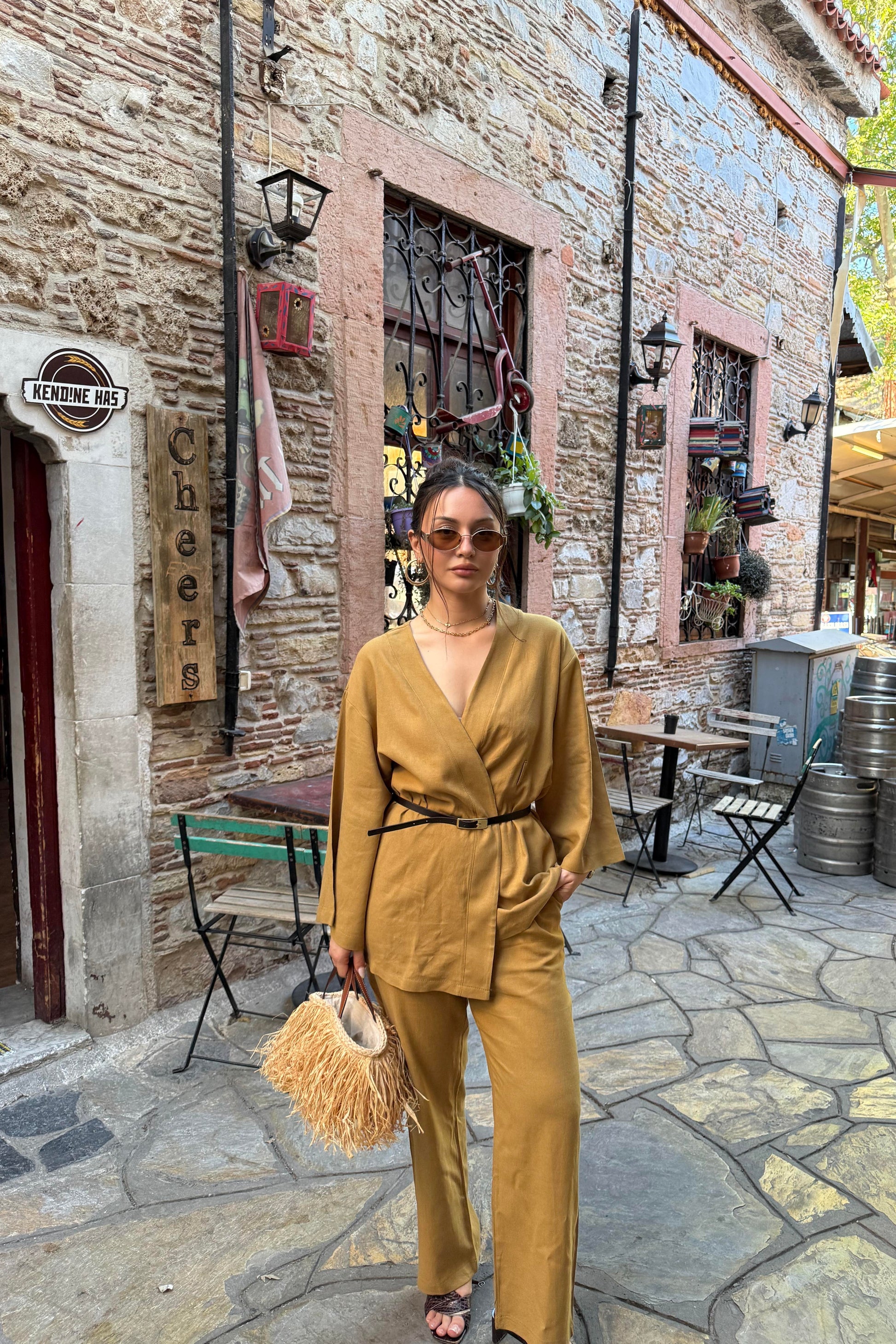 Keten Kemerli Lüks Takım Camel