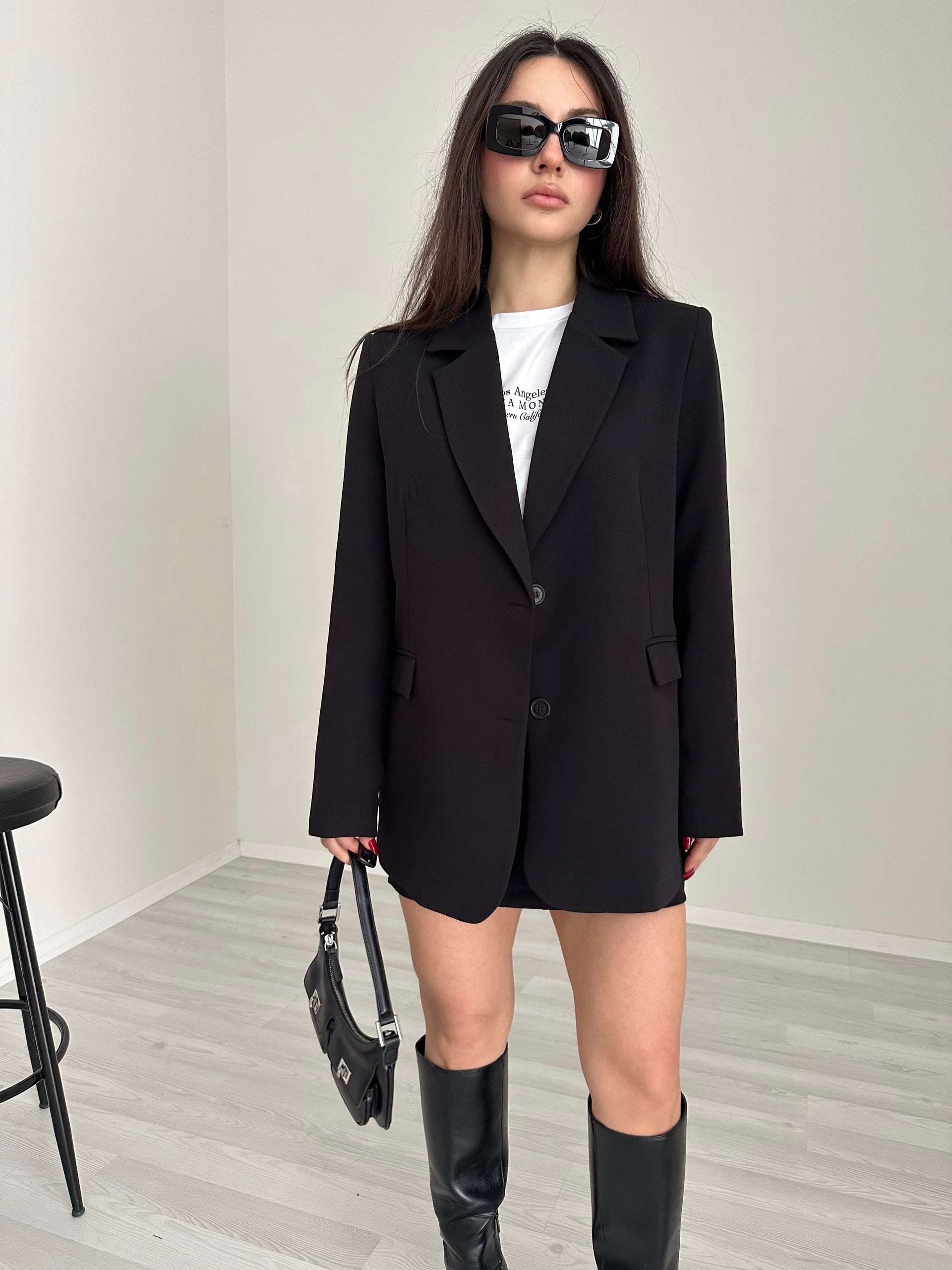 Klasik Kesim Siyah Blazer Etek Takım