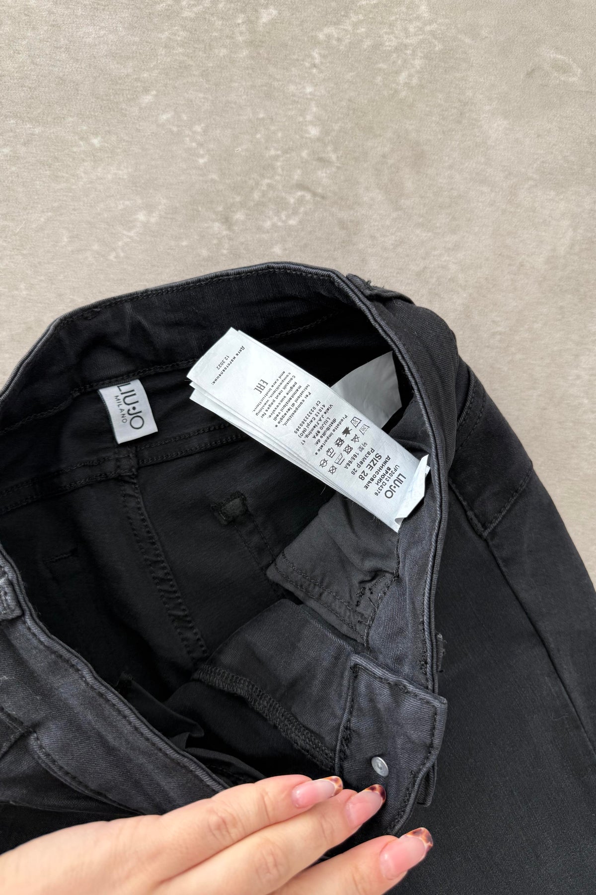 LJ Ora. Skinny Toparlayıcı Skinny Siyah Tayt Jean