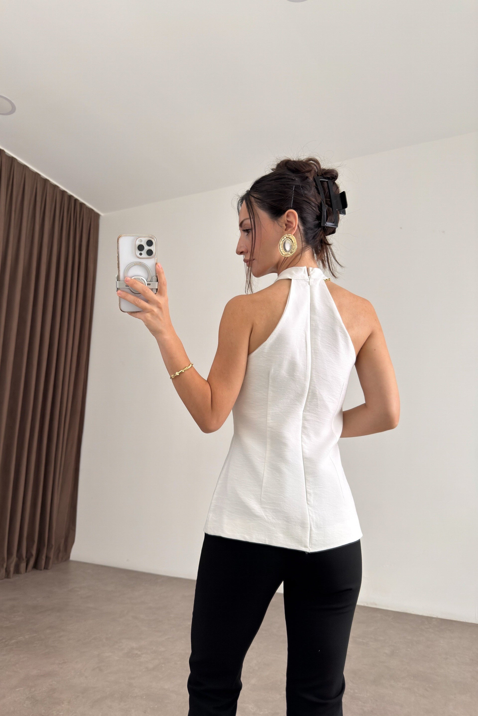 Maris Aksesuarlı Keten Ekru Bluz