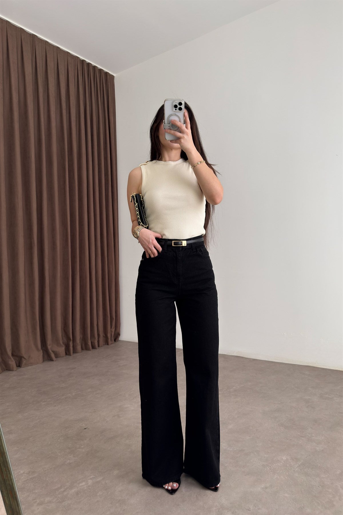 MNG Siyah Jean
