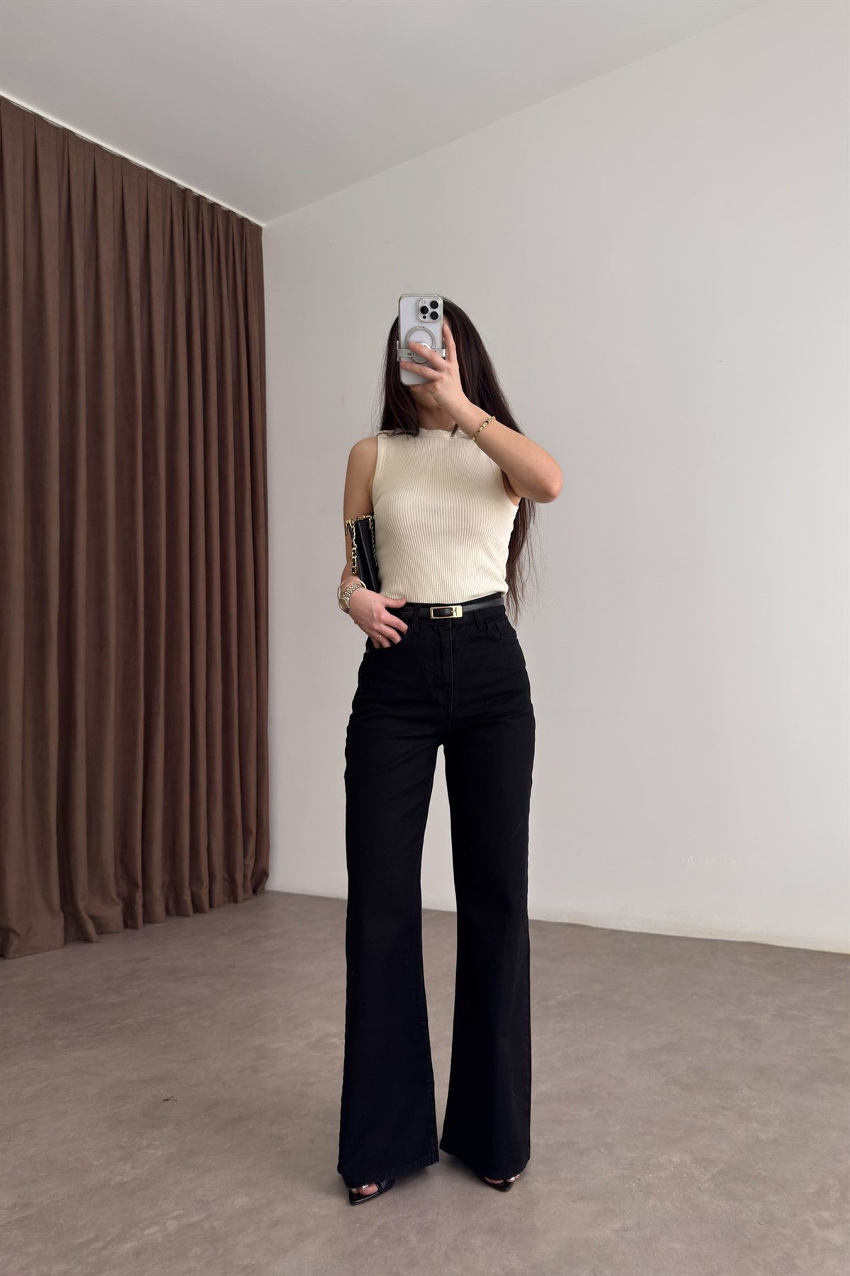 MNG Siyah Jean