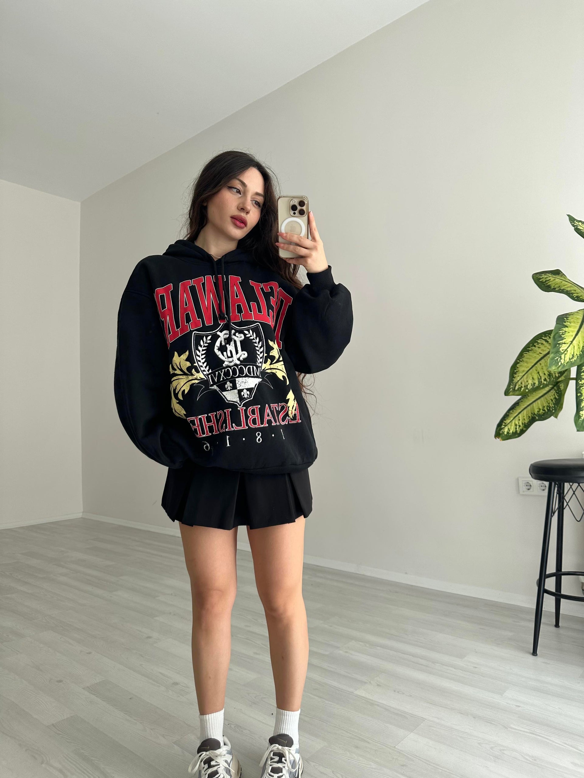 Kolej Sweatshirt