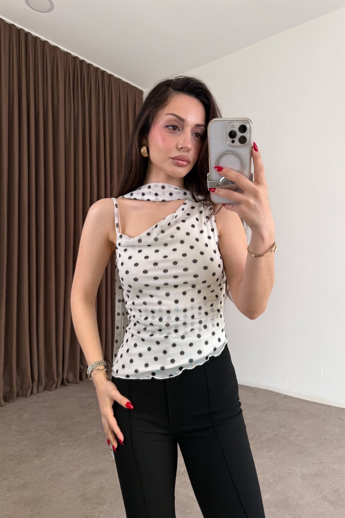 Orijinal Marka Şal Detaylı Puantiyeli Bluz