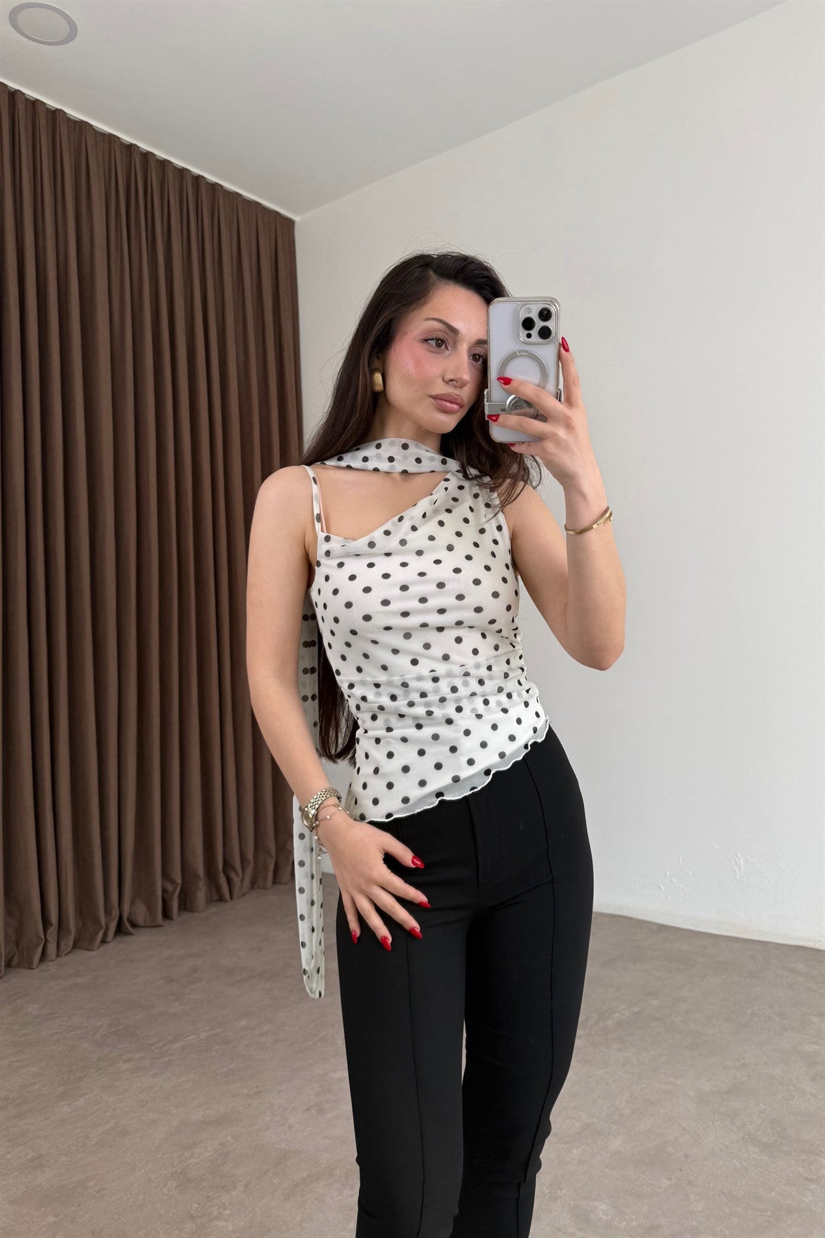 Orijinal Marka Şal Detaylı Puantiyeli Bluz